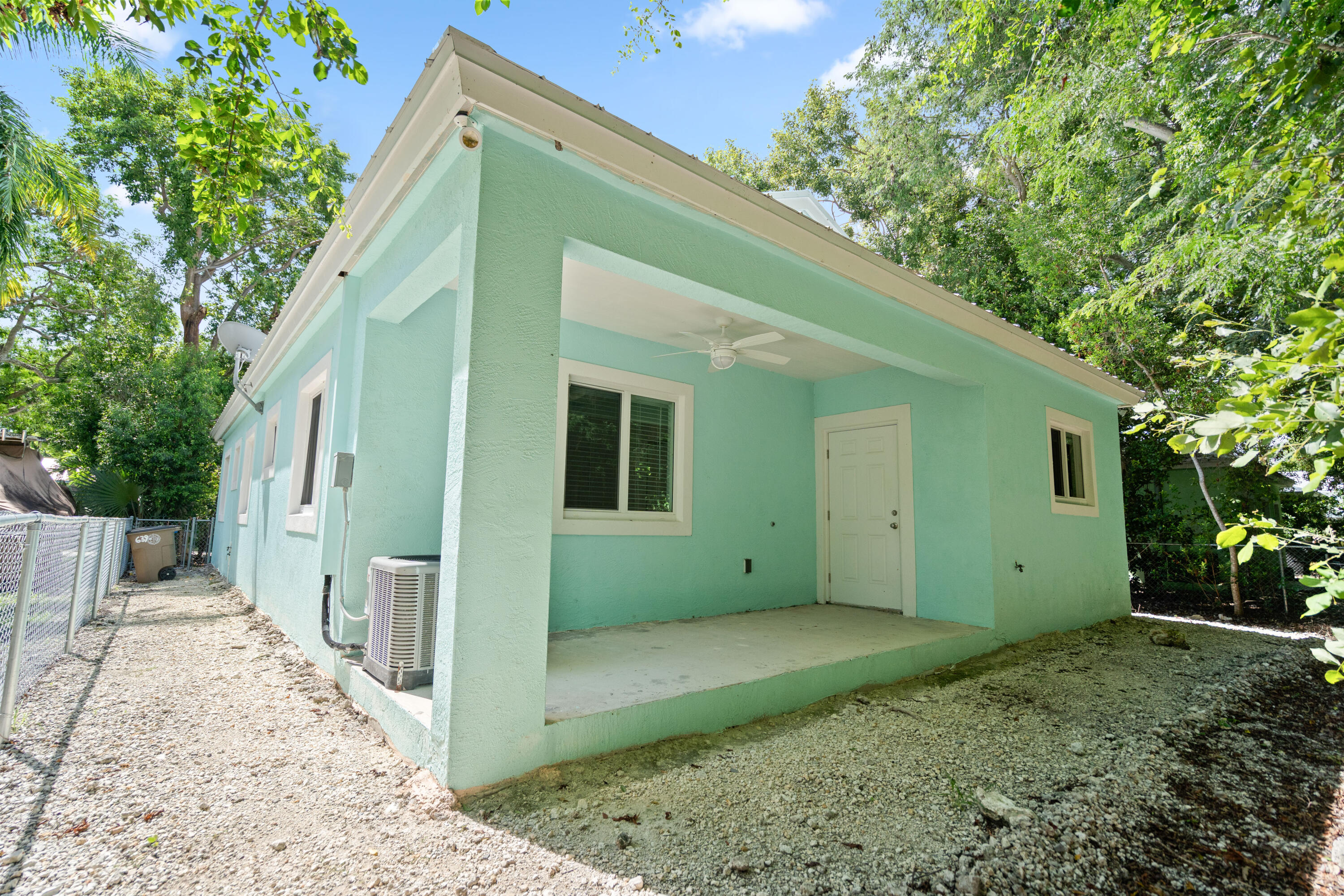 639 Cabrera Street Property Photo 23