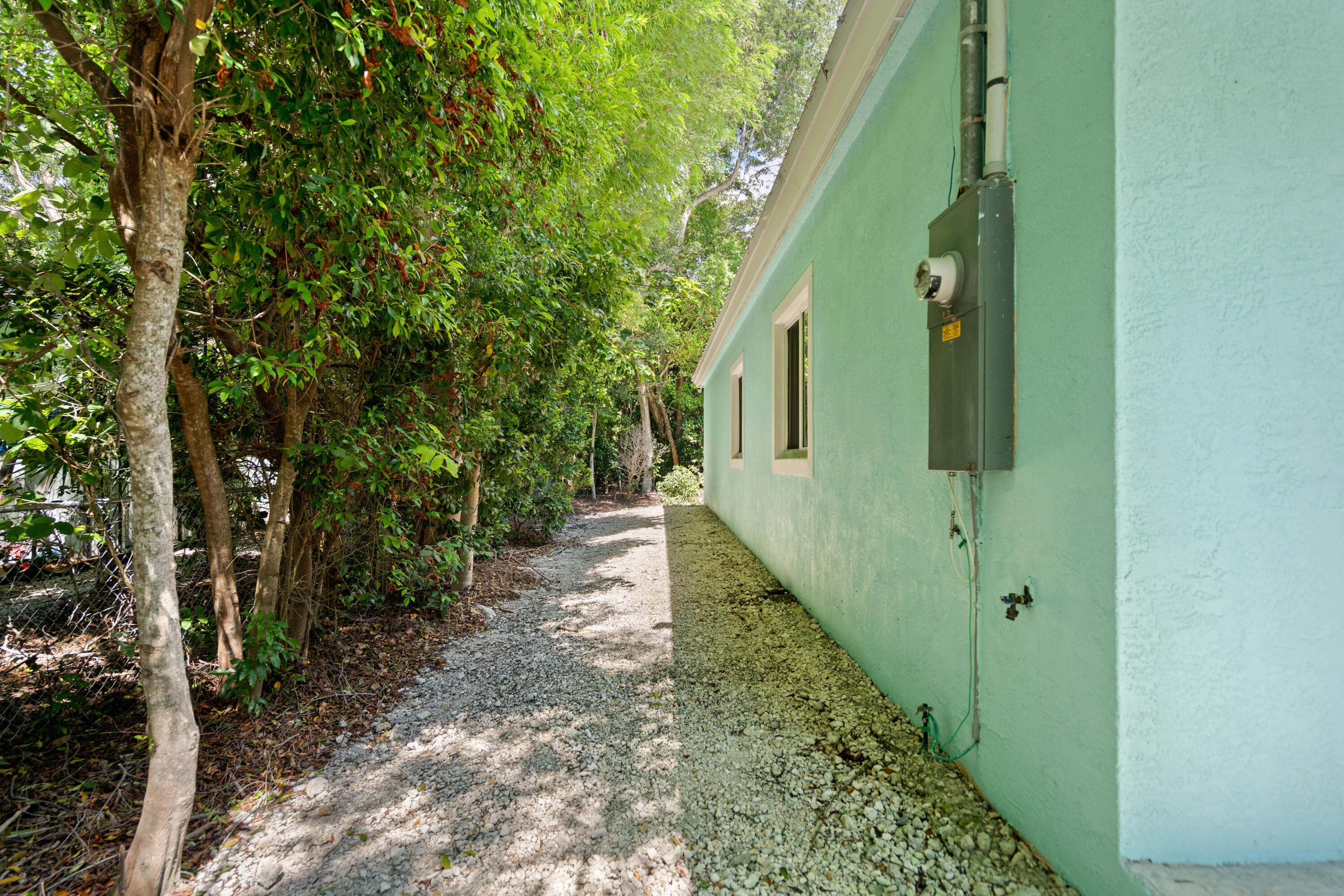 639 Cabrera Street Property Photo 25