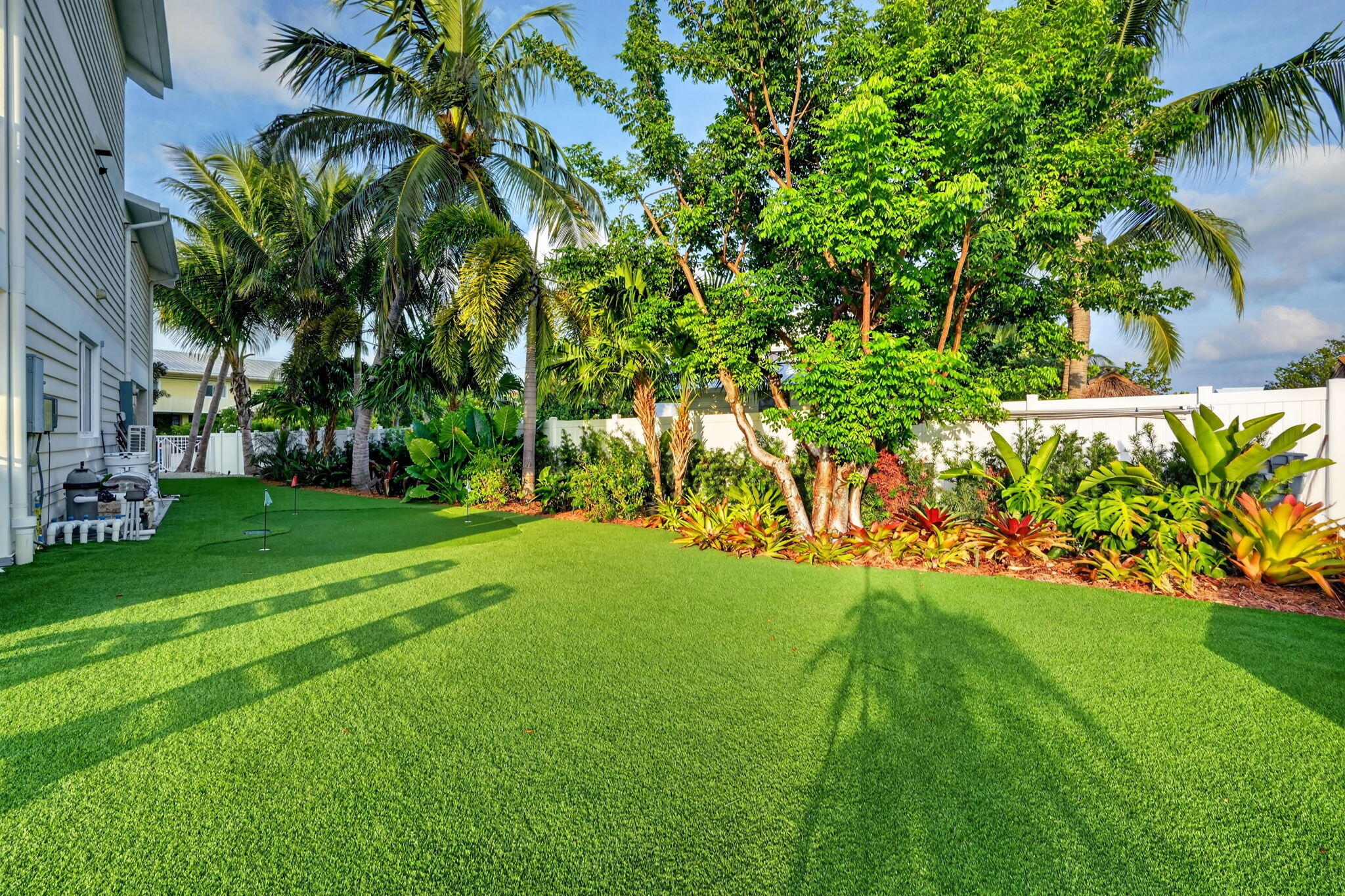 328 S Coconut Palm Boulevard Property Photo 28