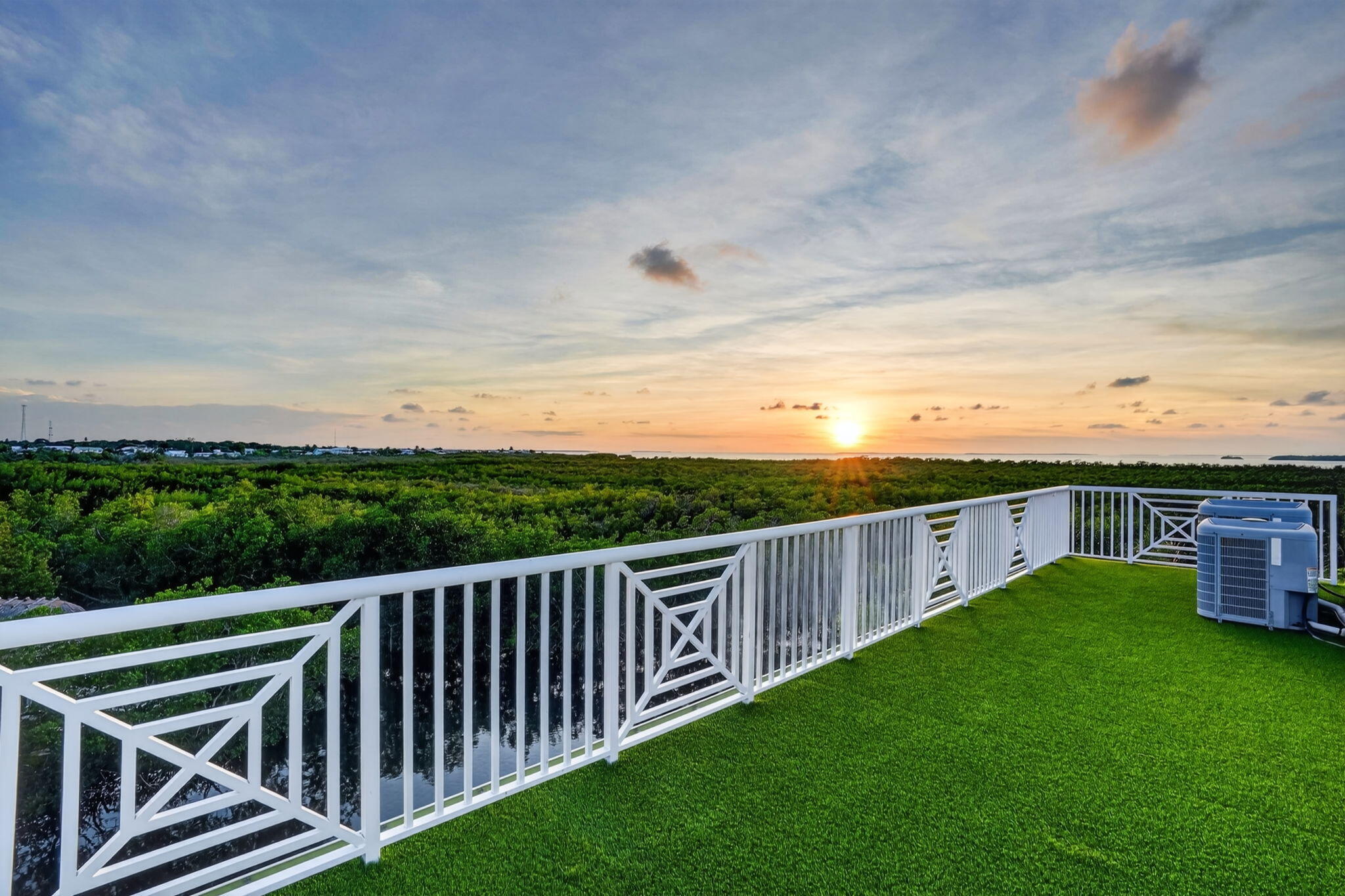 328 S Coconut Palm Boulevard Property Photo 34