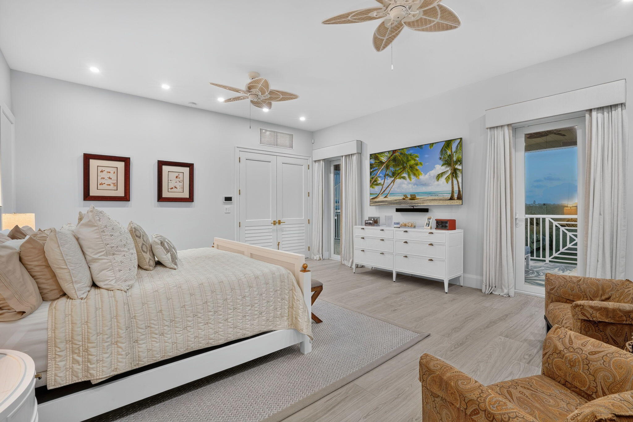 328 S Coconut Palm Boulevard Property Photo 48