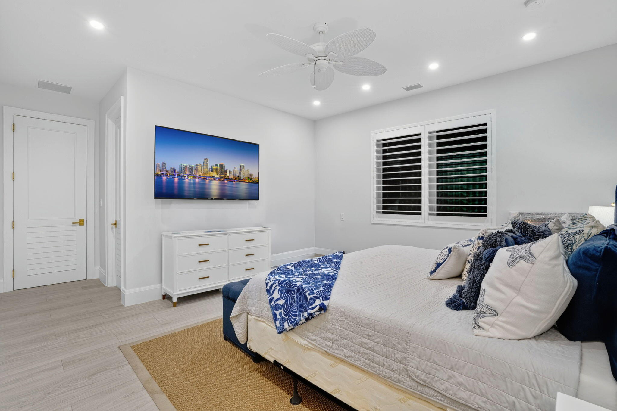 328 S Coconut Palm Boulevard Property Photo 63