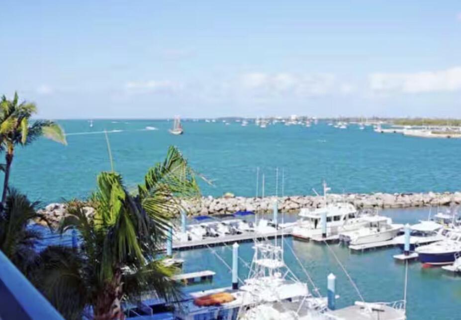 617 Front Street F53 Week 2penthouse Property Photo 1