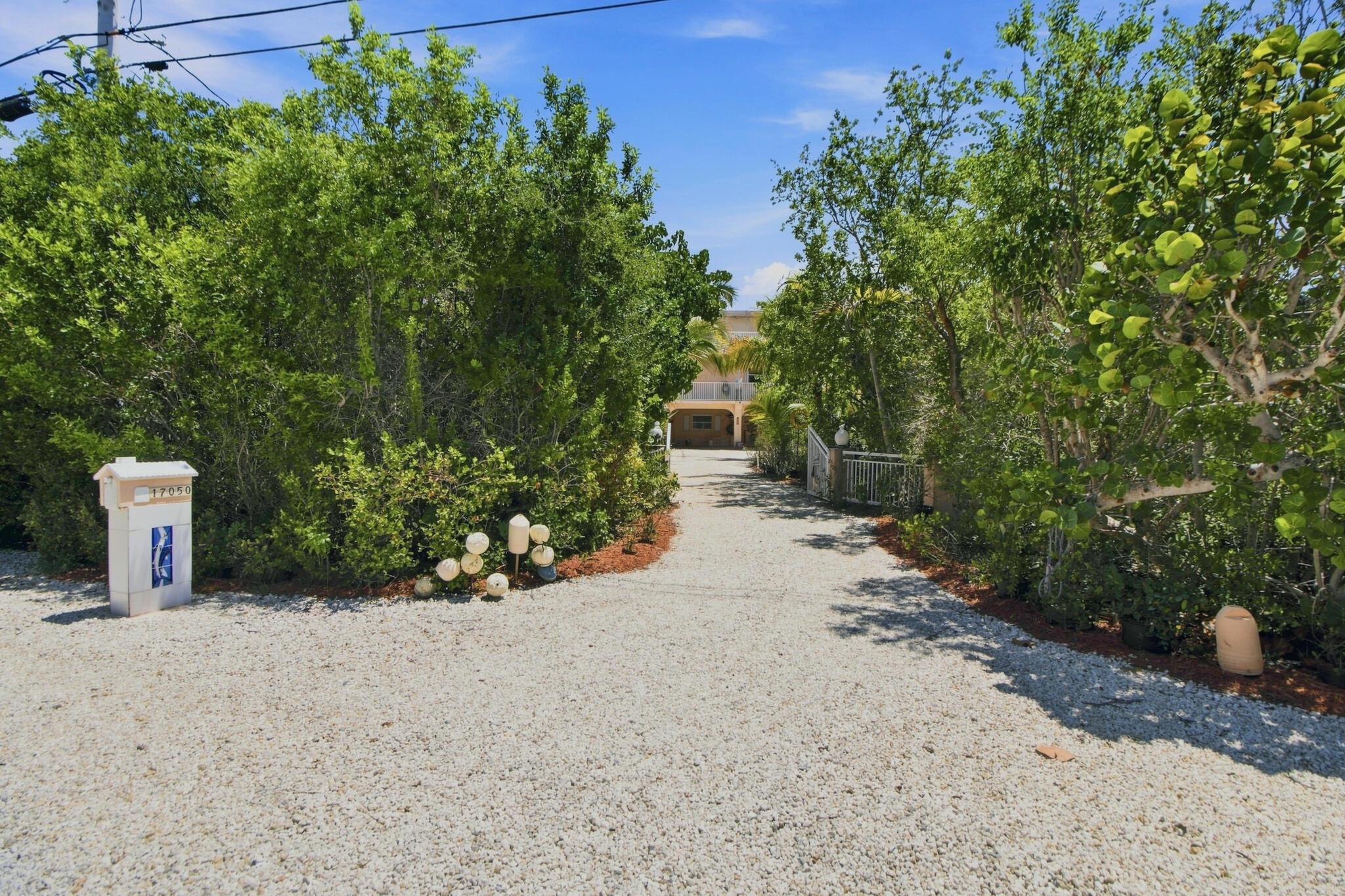 17050 Old State Road 4a Property Photo 5