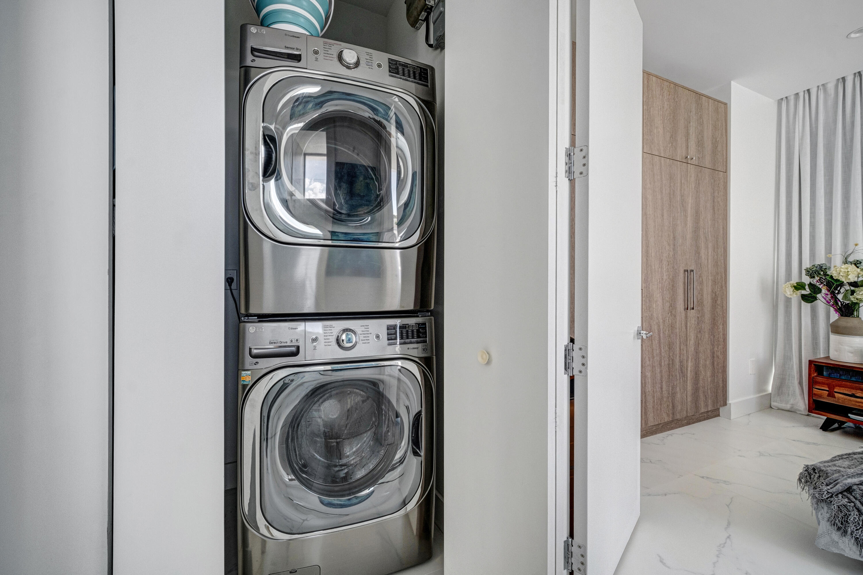 164 W Avenue C Property Photo 25