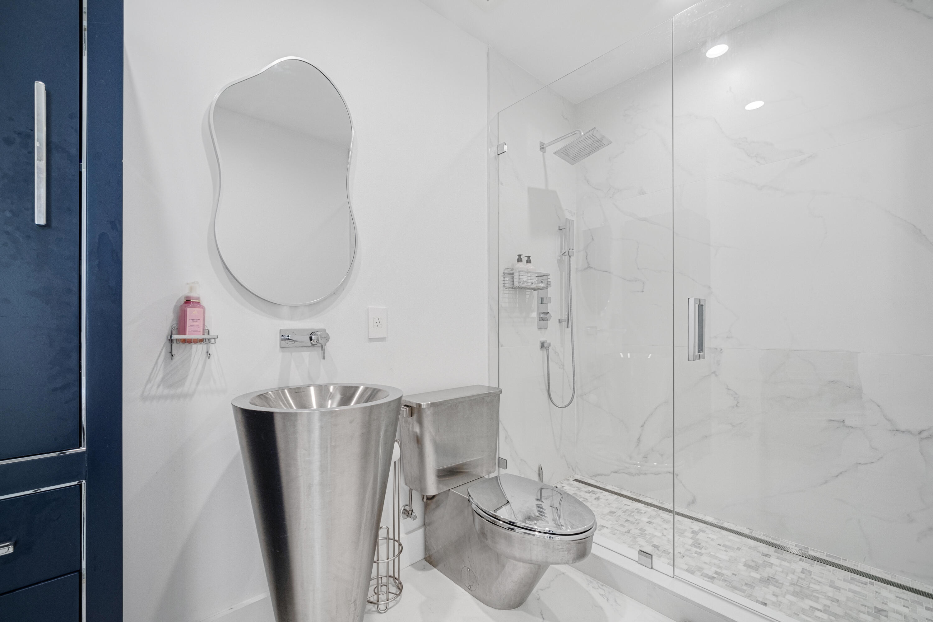 164 W Avenue C Property Photo 38