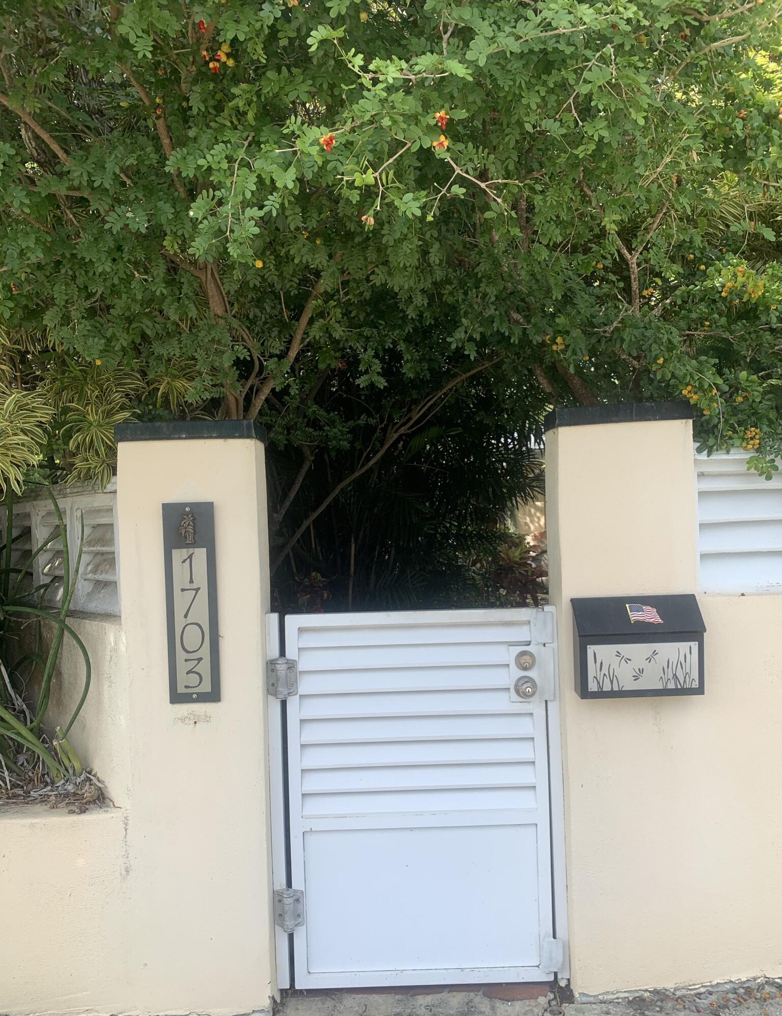 1703 South Street Property Photo 2