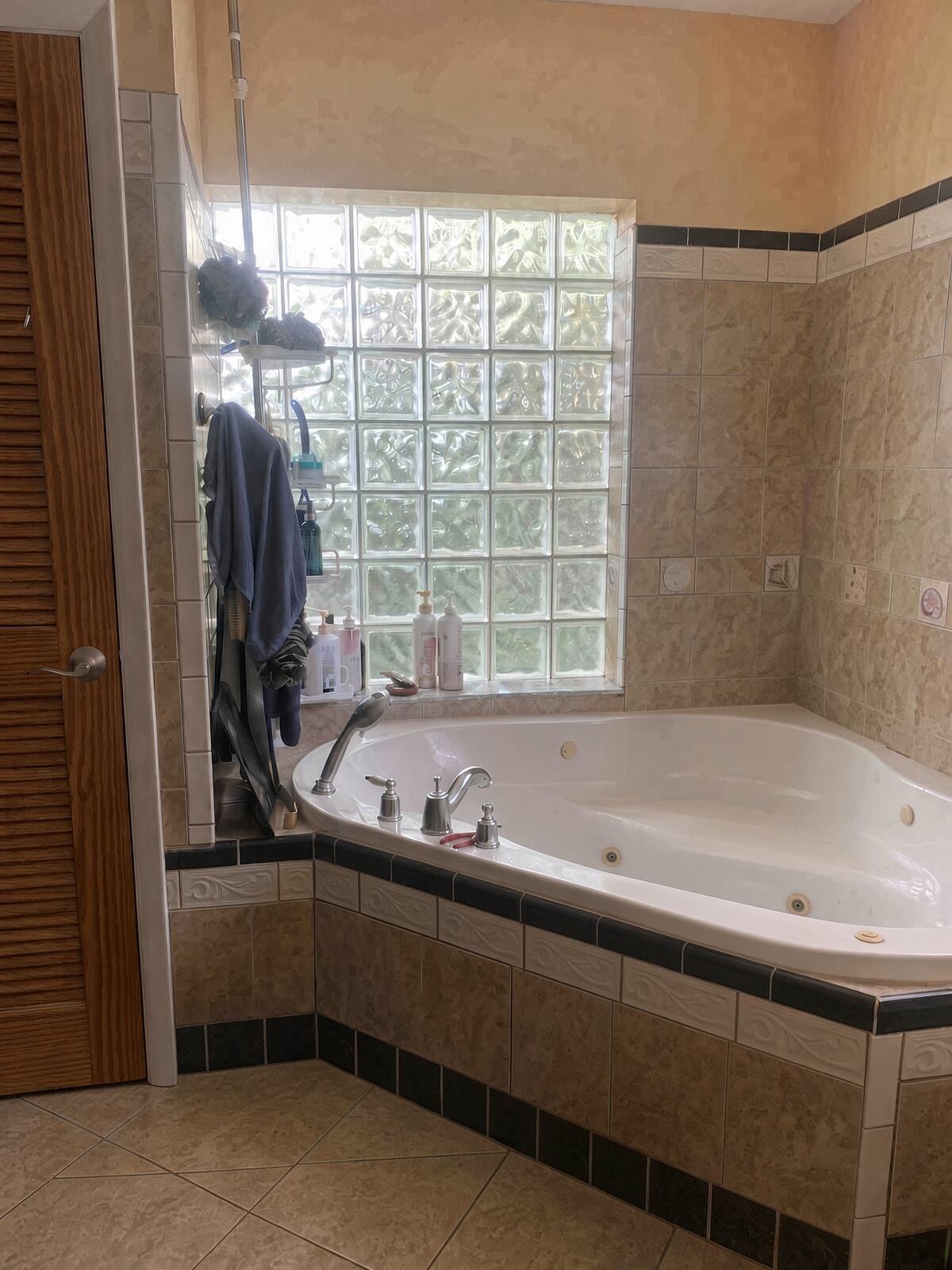 1703 South Street Property Photo 24