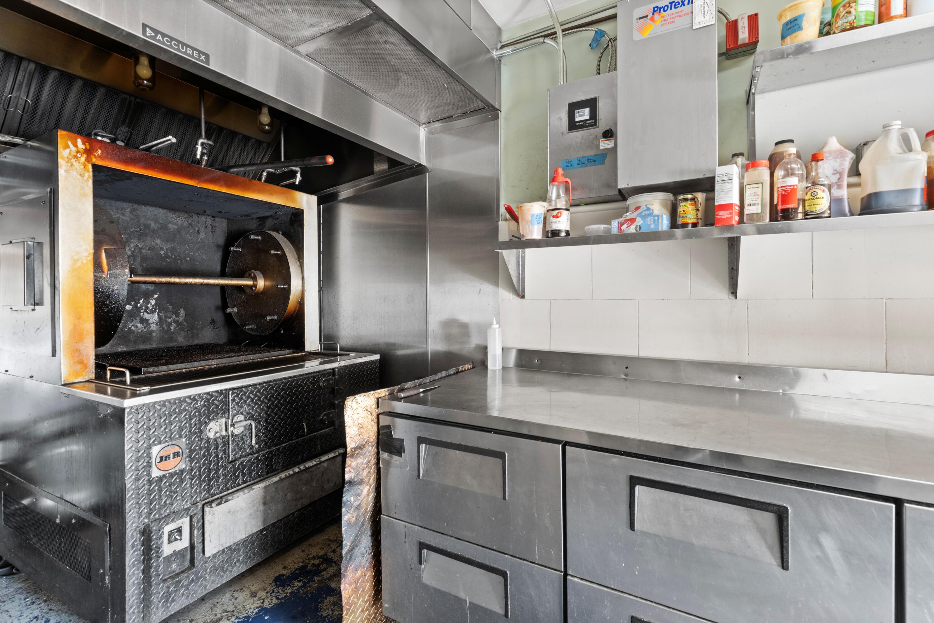 1000 Eaton Street Property Photo 18