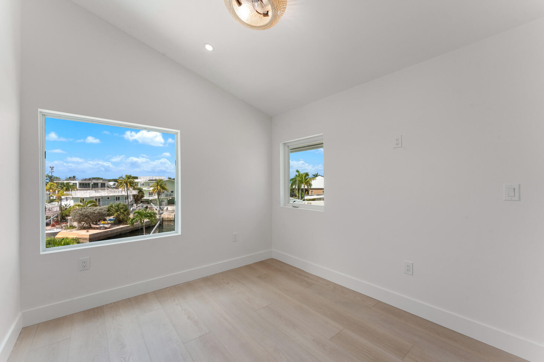 1200 Mockingbird Road Property Photo 33