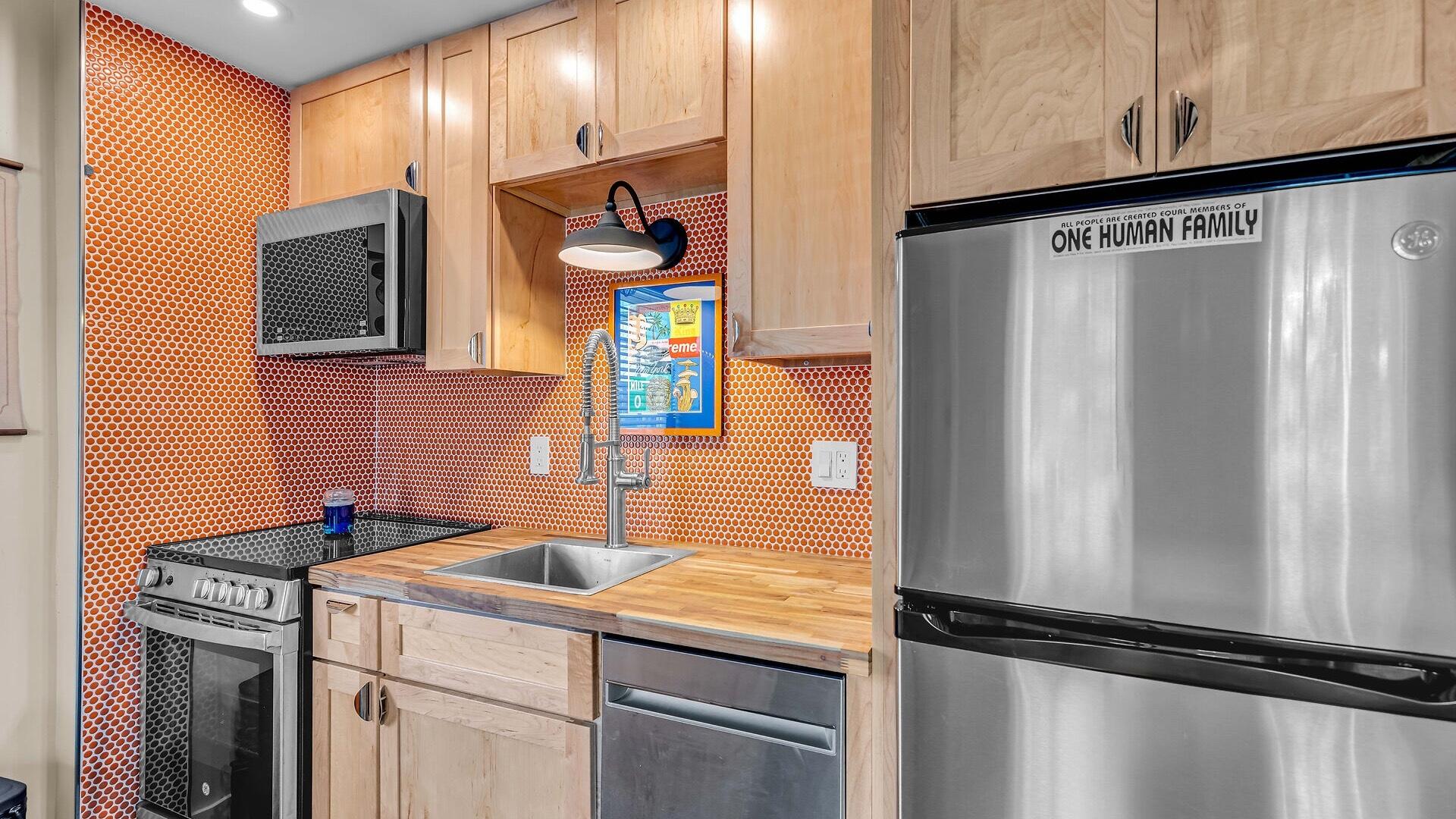 811 Olivia Street Property Photo 43