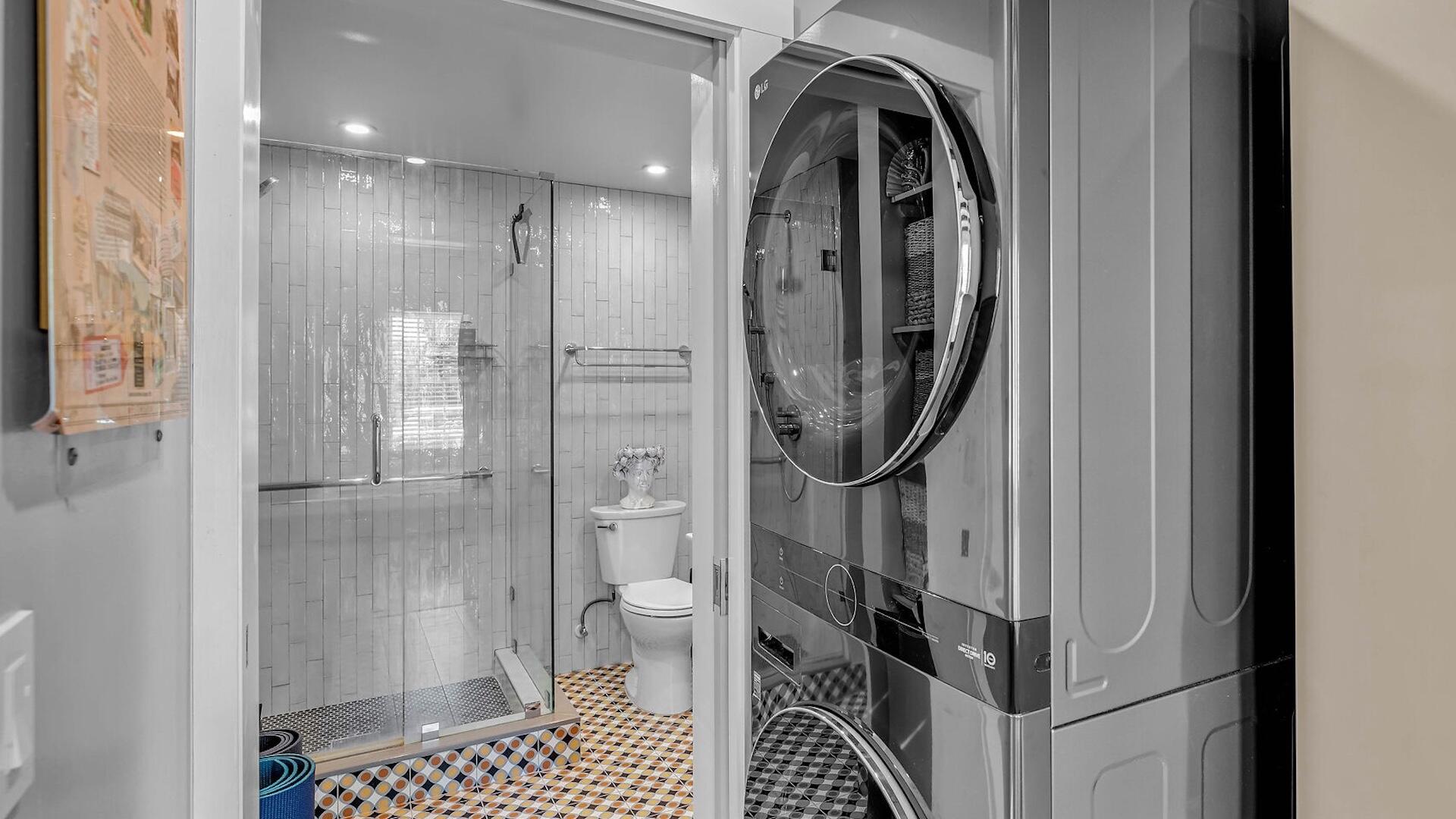 811 Olivia Street Property Photo 45