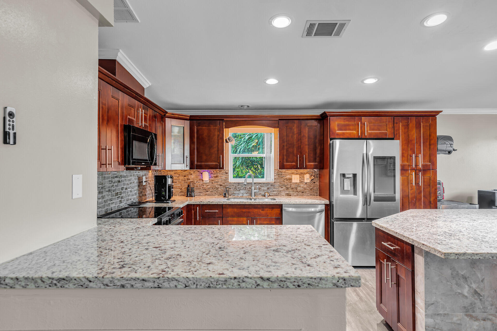 308 Vaca Road Property Photo 11