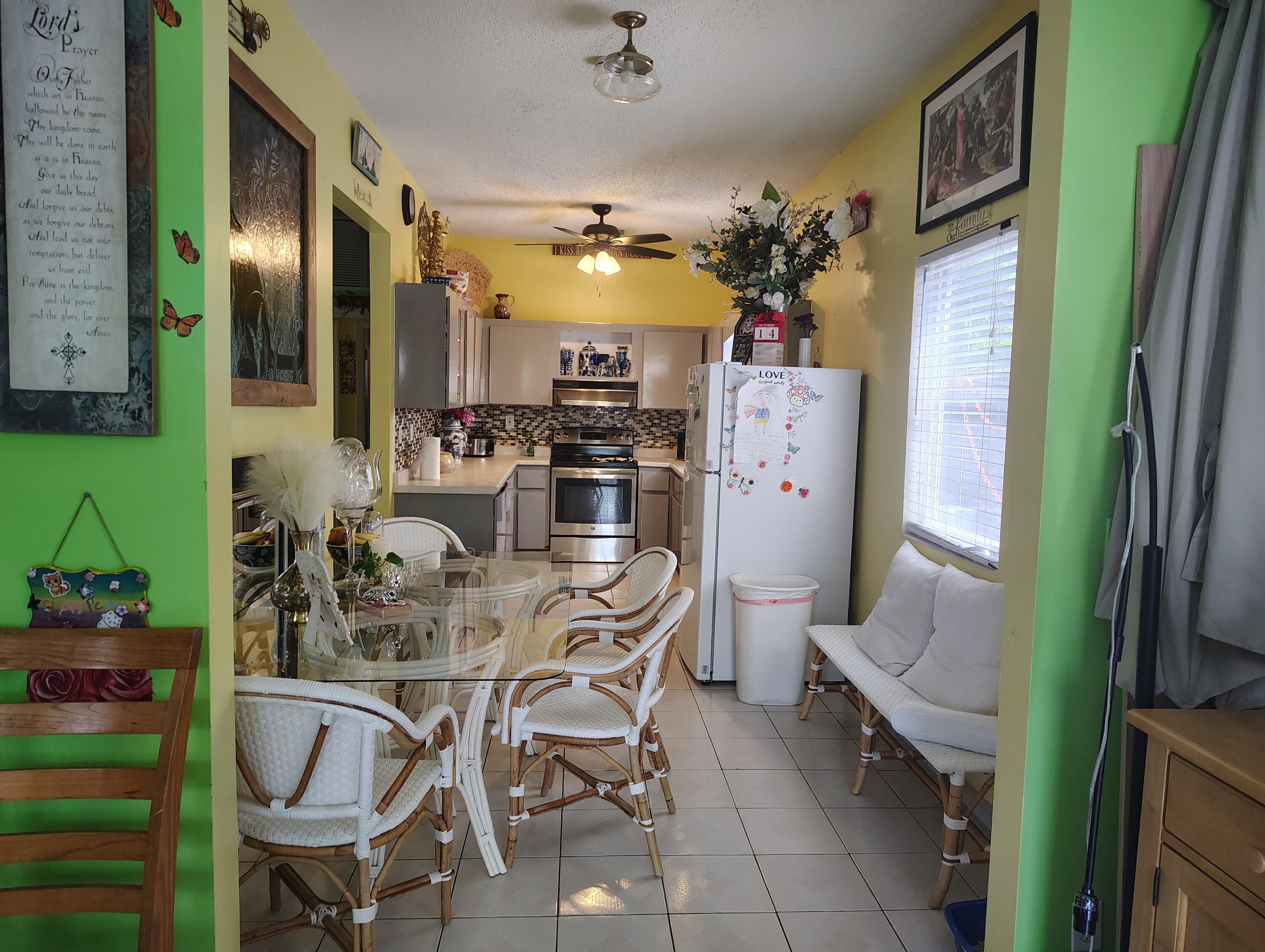 5435 5th Avenue Property Photo 4