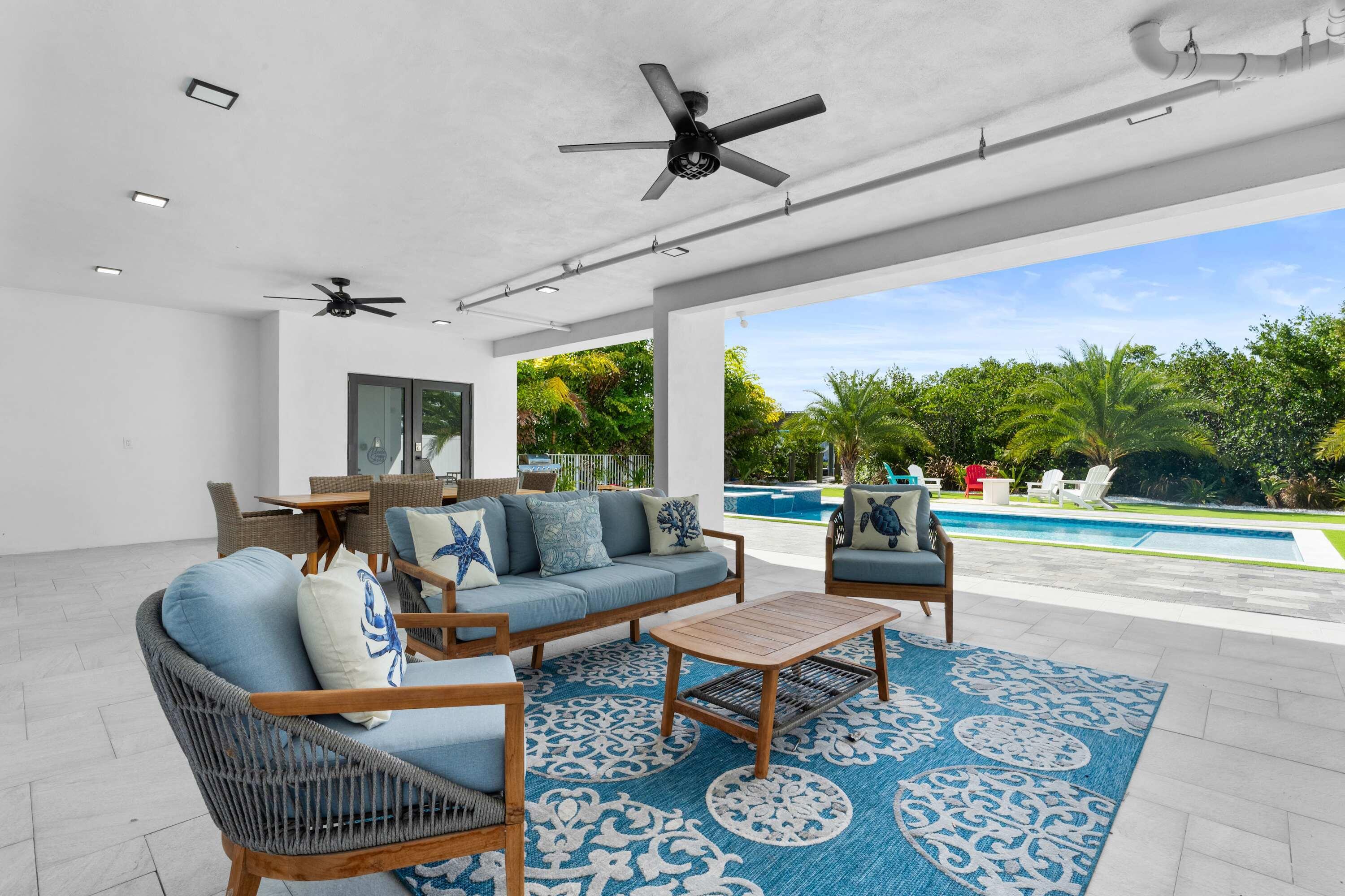 136 Coco Plum Drive Property Photo 11
