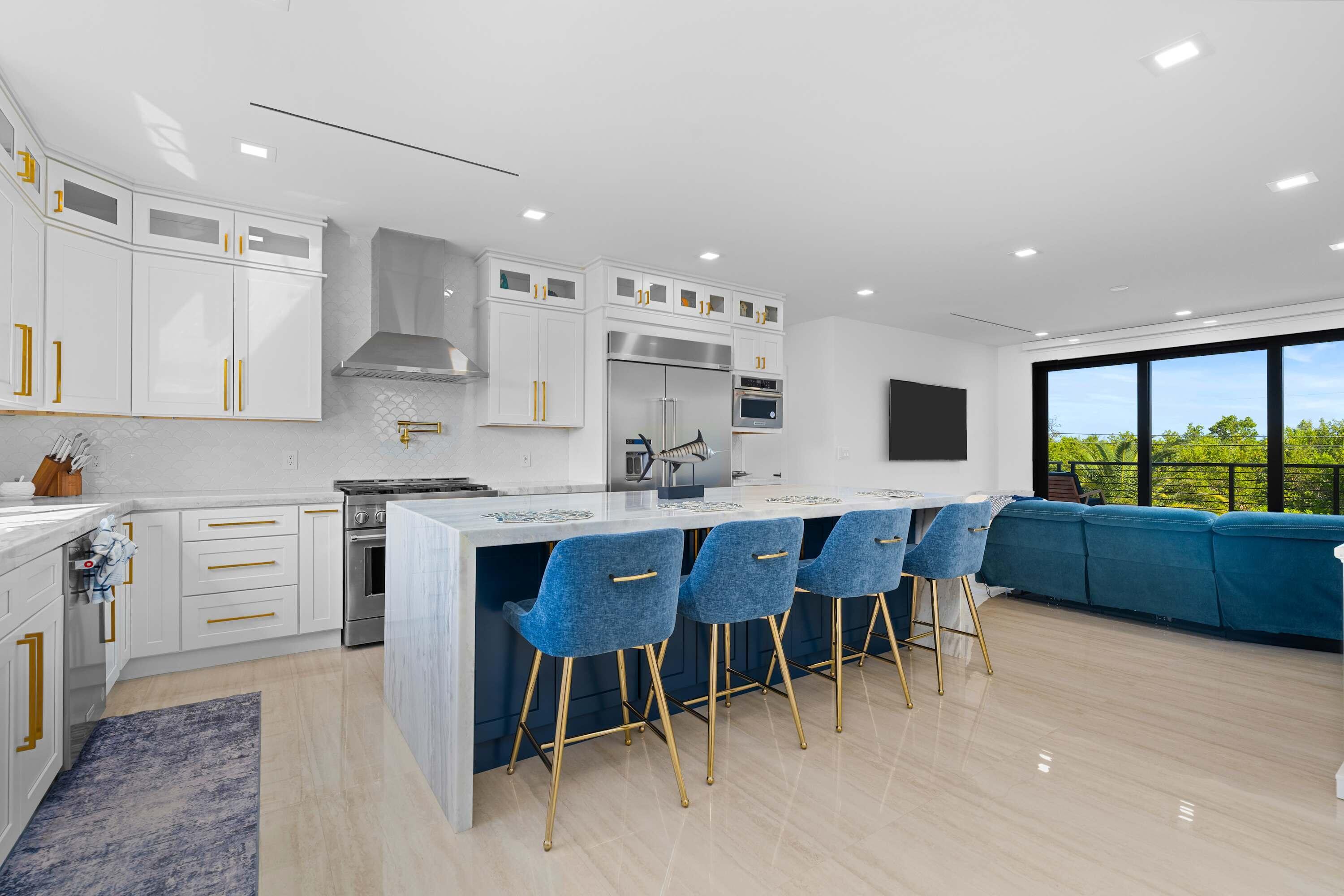 136 Coco Plum Drive Property Photo 12