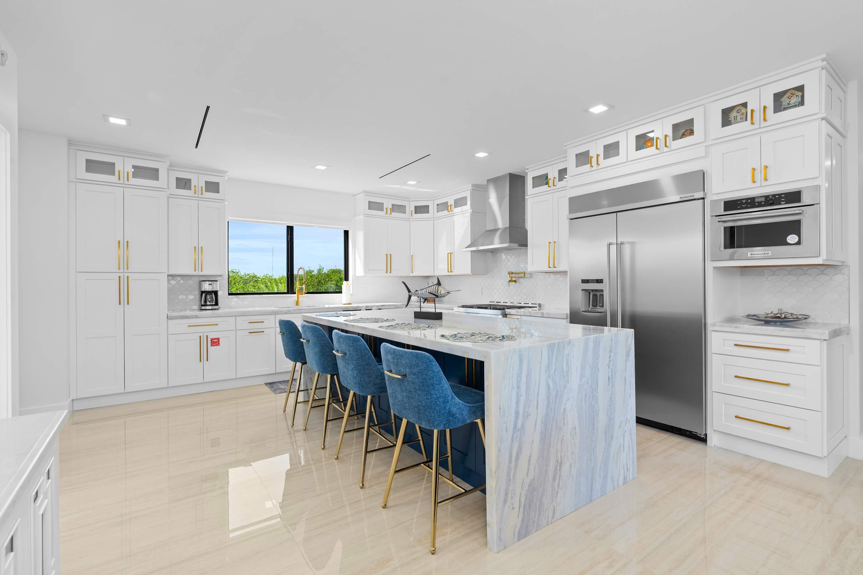 136 Coco Plum Drive Property Photo 13