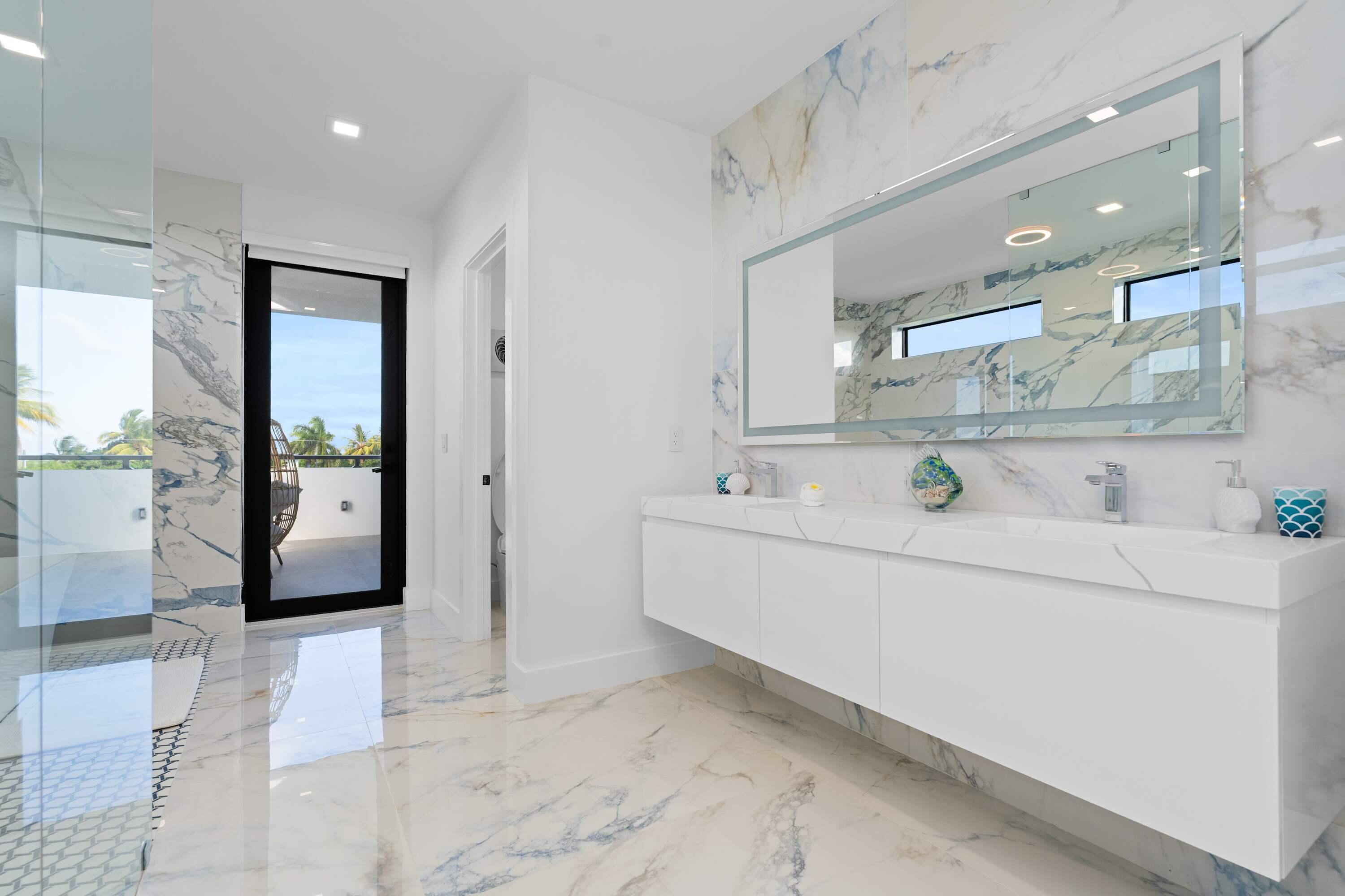 136 Coco Plum Drive Property Photo 47