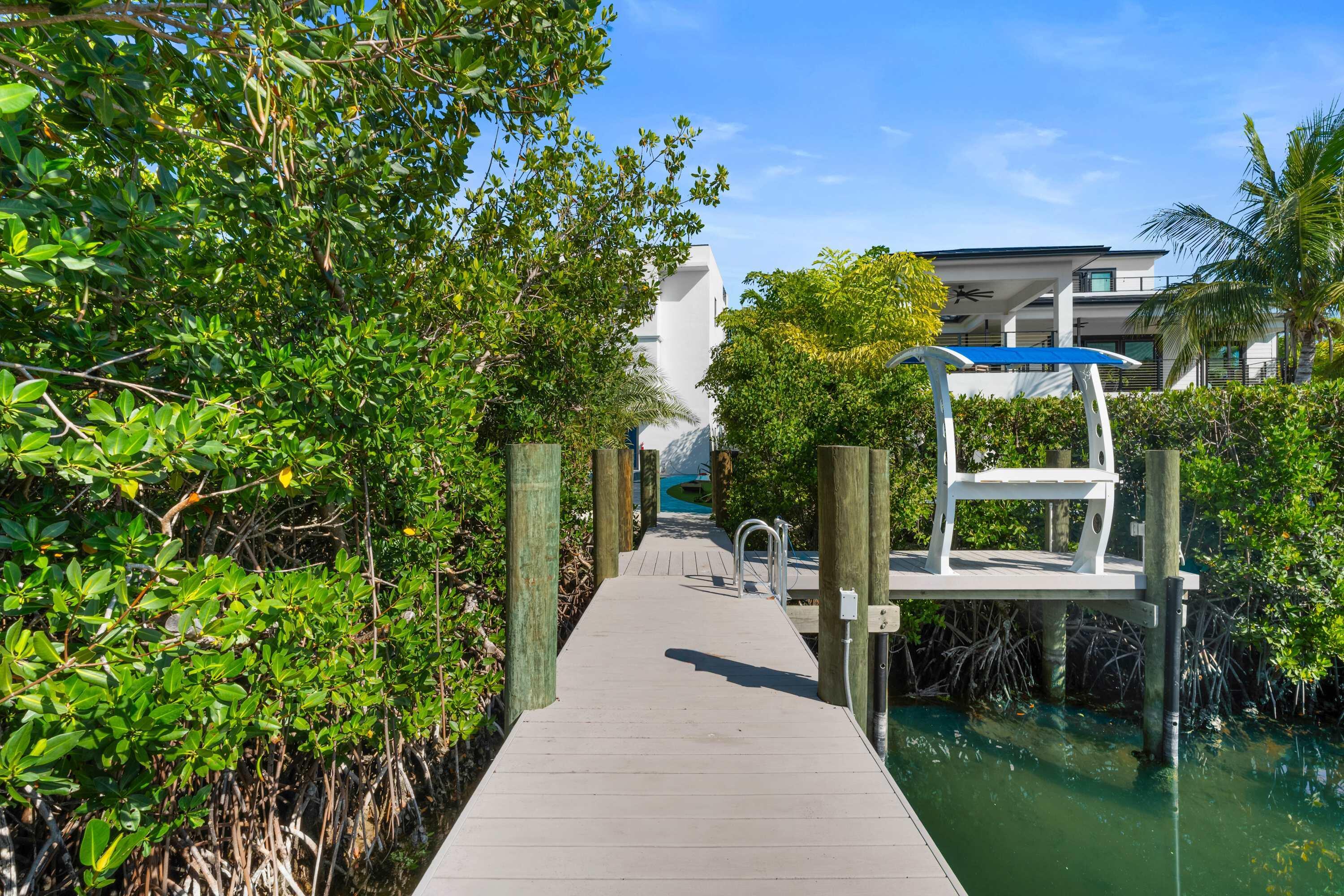 136 Coco Plum Drive Property Photo 79