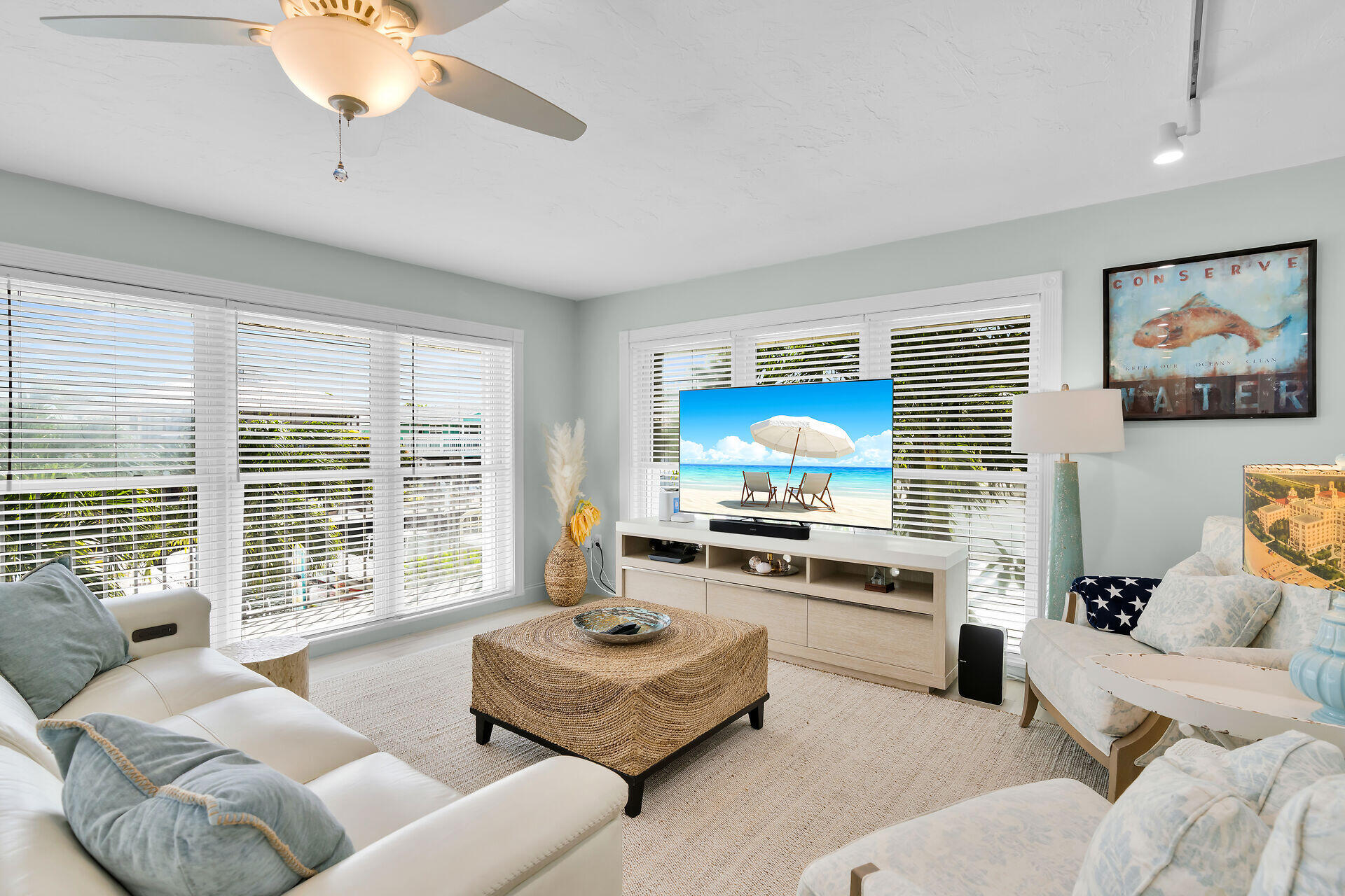 2110 Dolphin Drive Property Photo 15