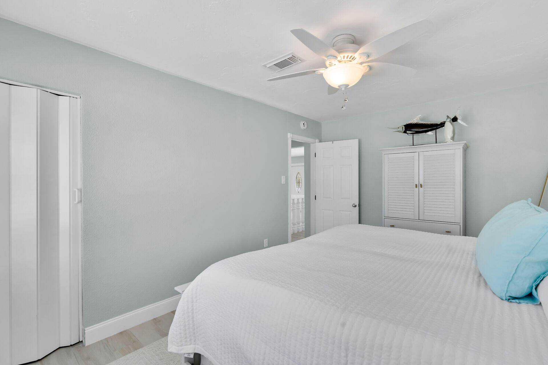 2110 Dolphin Drive Property Photo 26