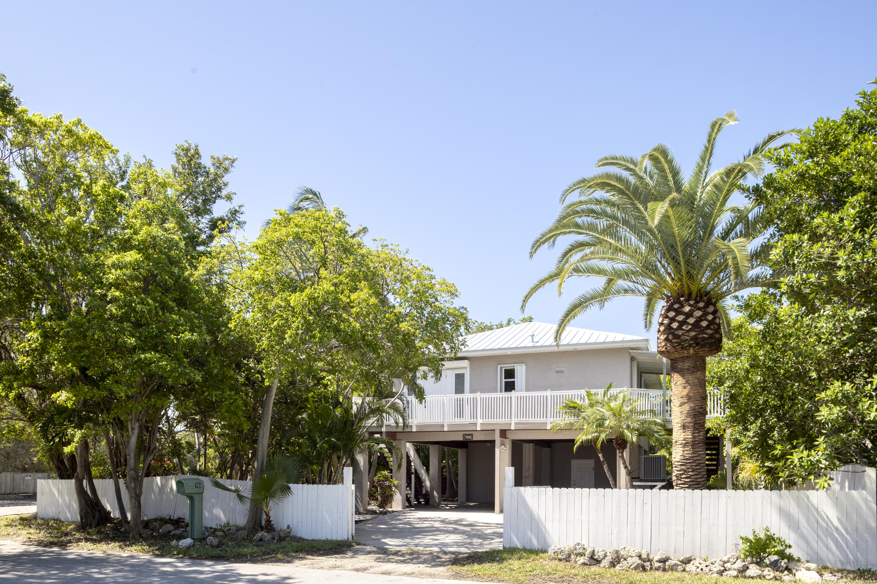 750 Prado Circle Property Photo 1