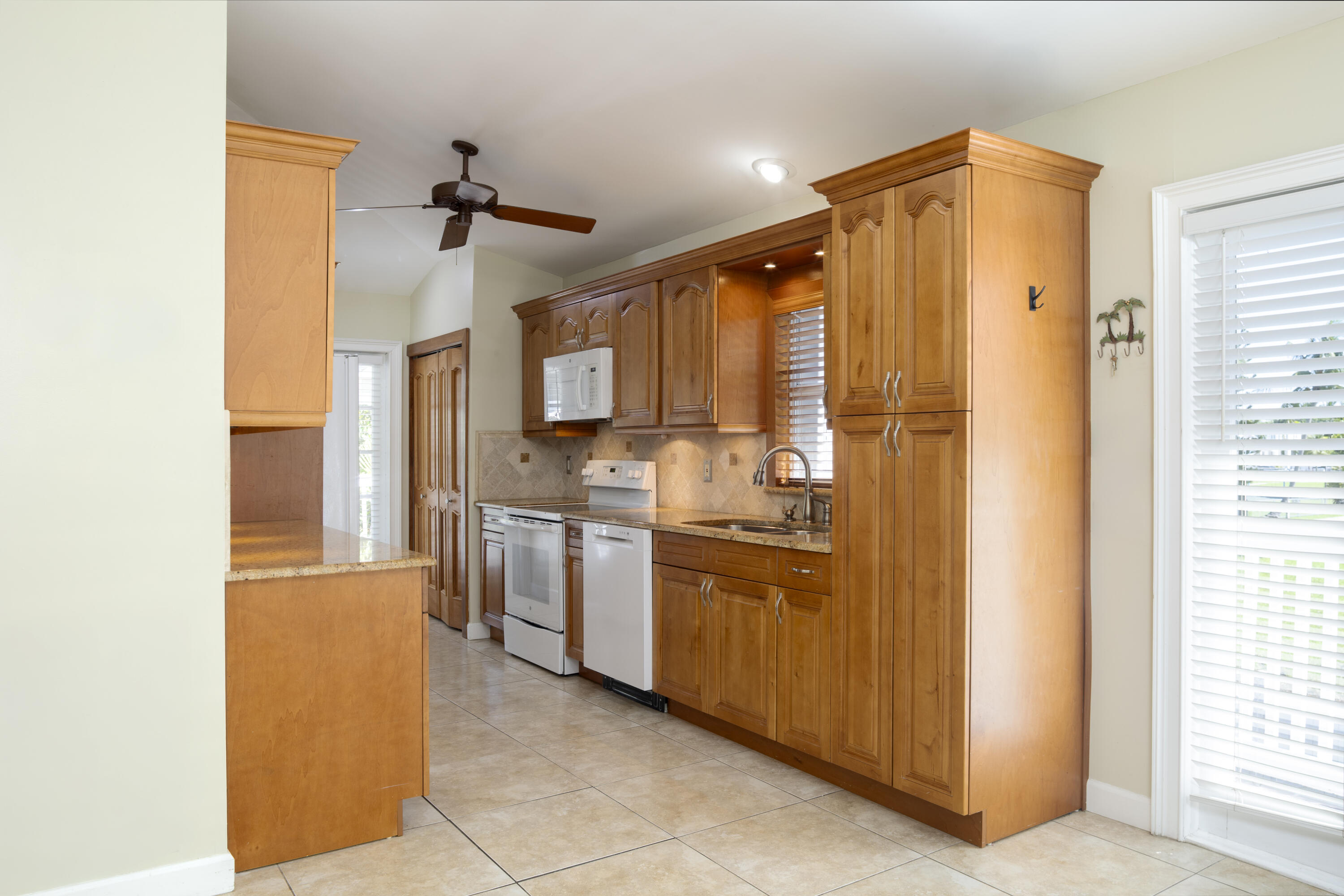 750 Prado Circle Property Photo 4