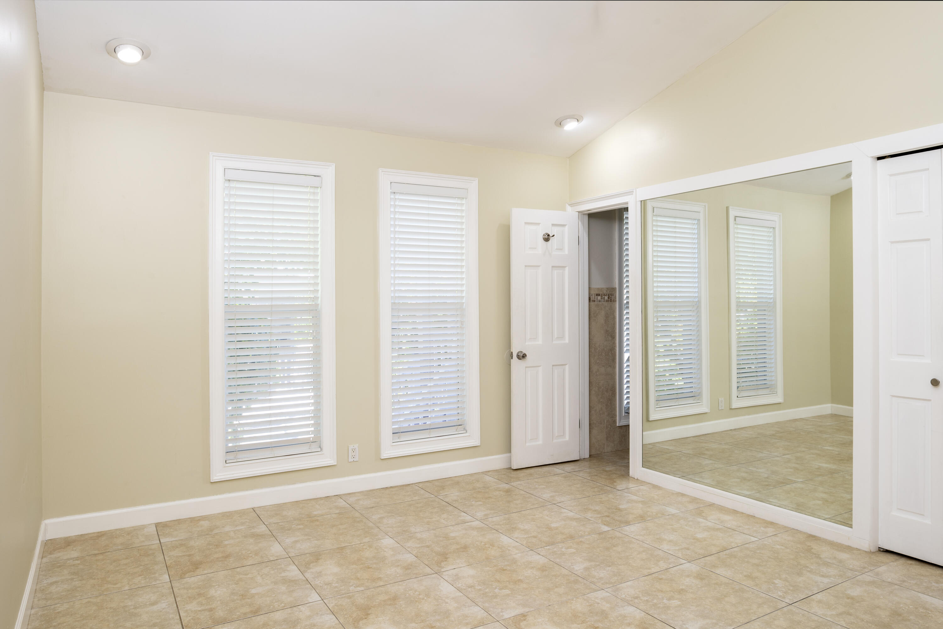 750 Prado Circle Property Photo 9