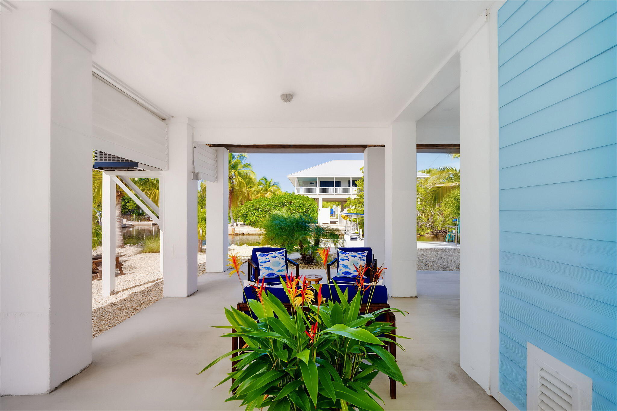 27307 Martinique Lane Property Photo 4