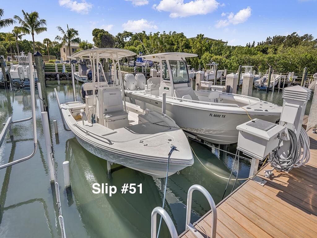 9812 Leeward Avenue 30' Boat Slip Property Photo 31