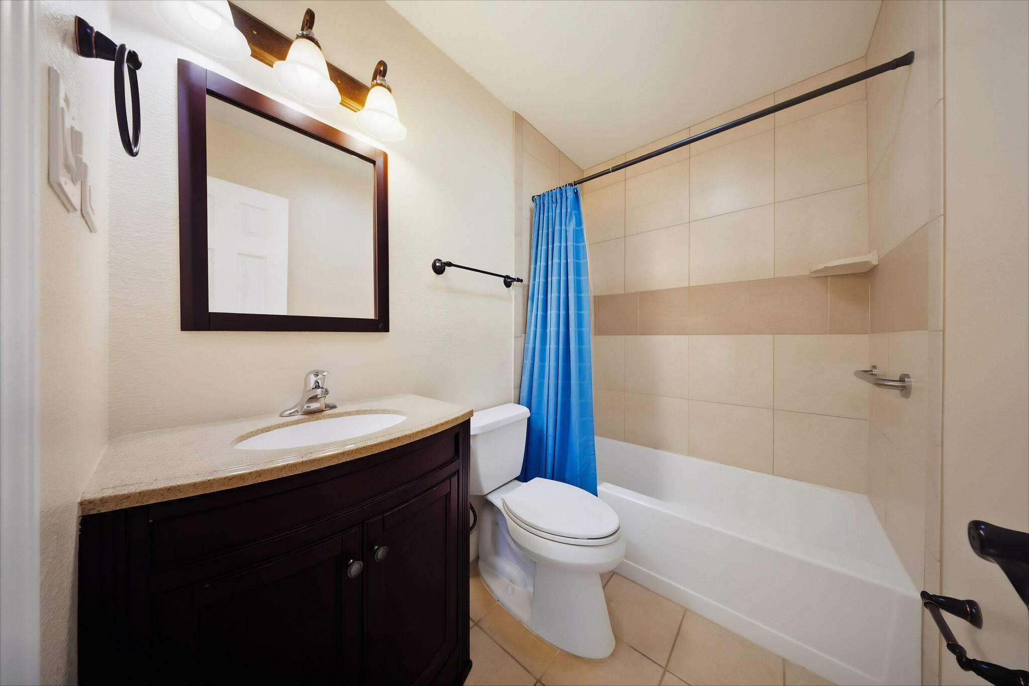 9104 Aviation Boulevard Property Photo 16