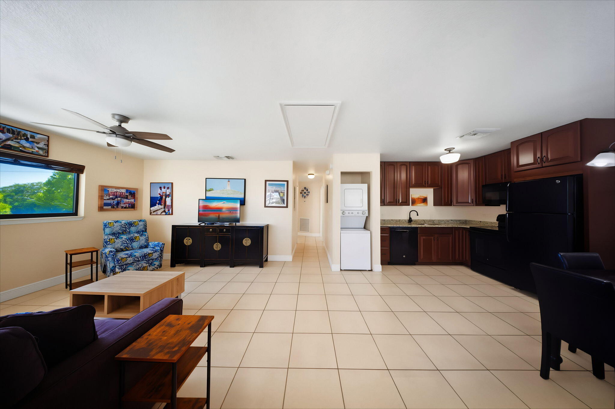 9104 Aviation Boulevard Property Photo 25