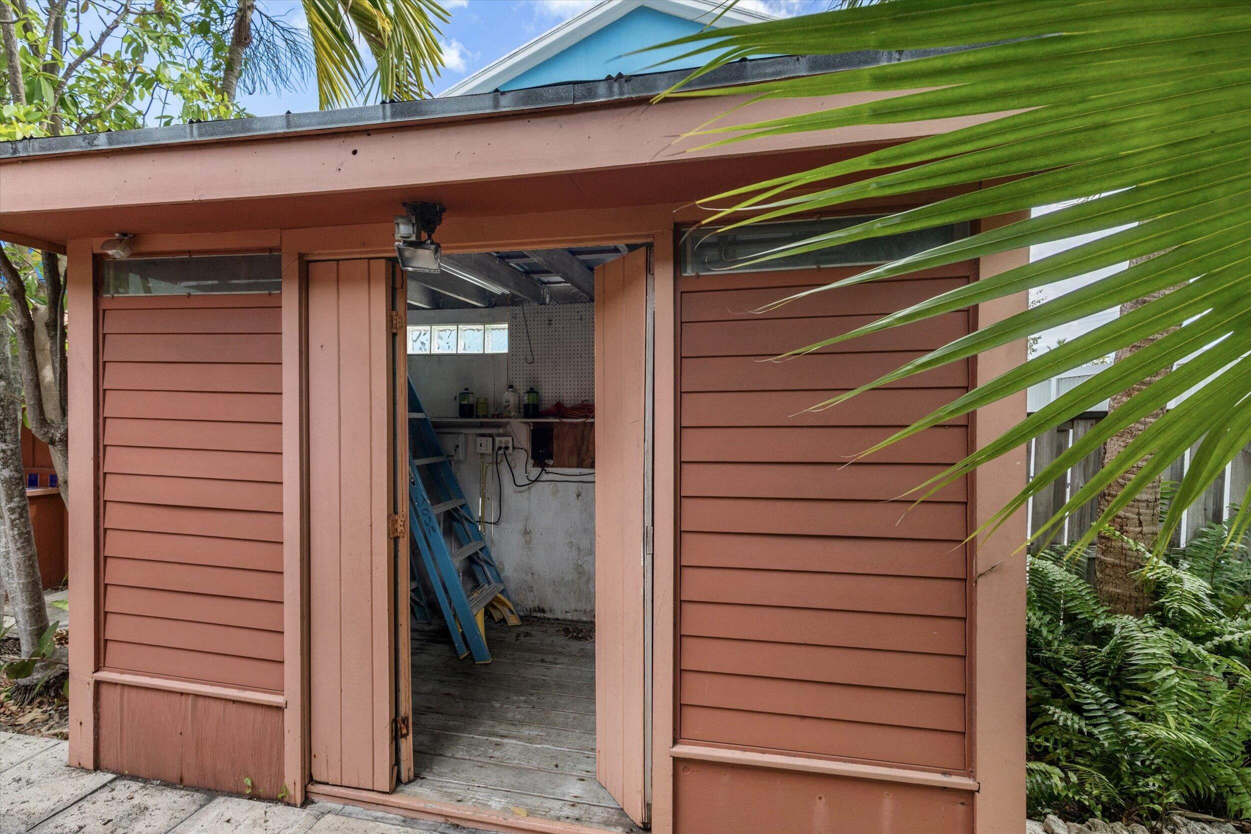 2309 Flagler Avenue Property Photo 55
