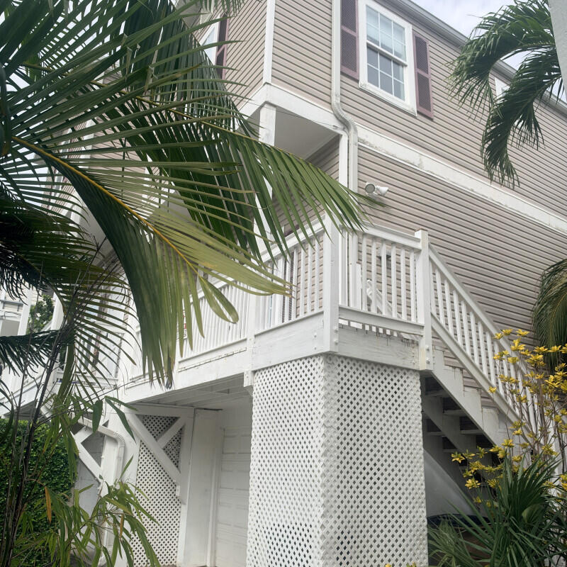 48 7th Avenue Property Photo 3