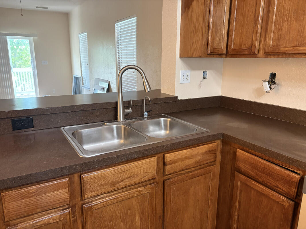 48 7th Avenue Property Photo 12