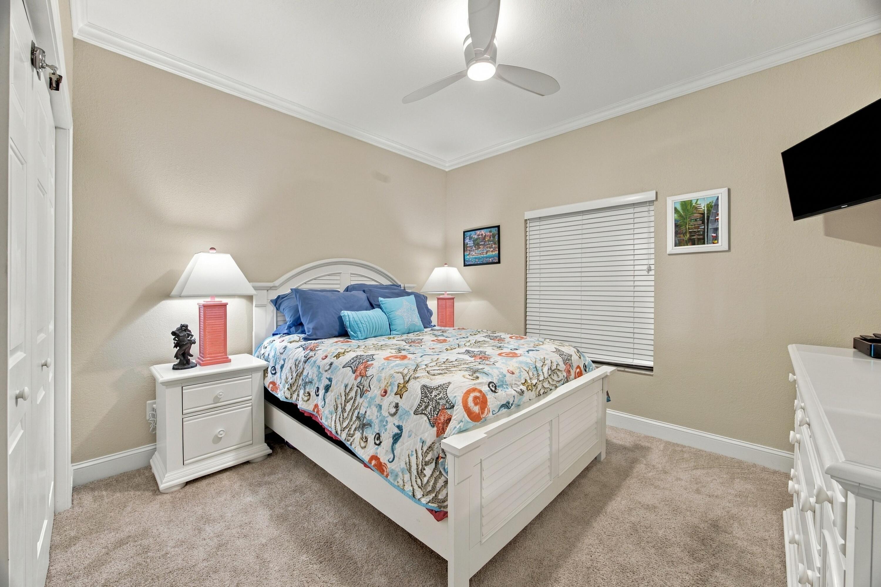 5607 College Road # B302 Property Photo 30
