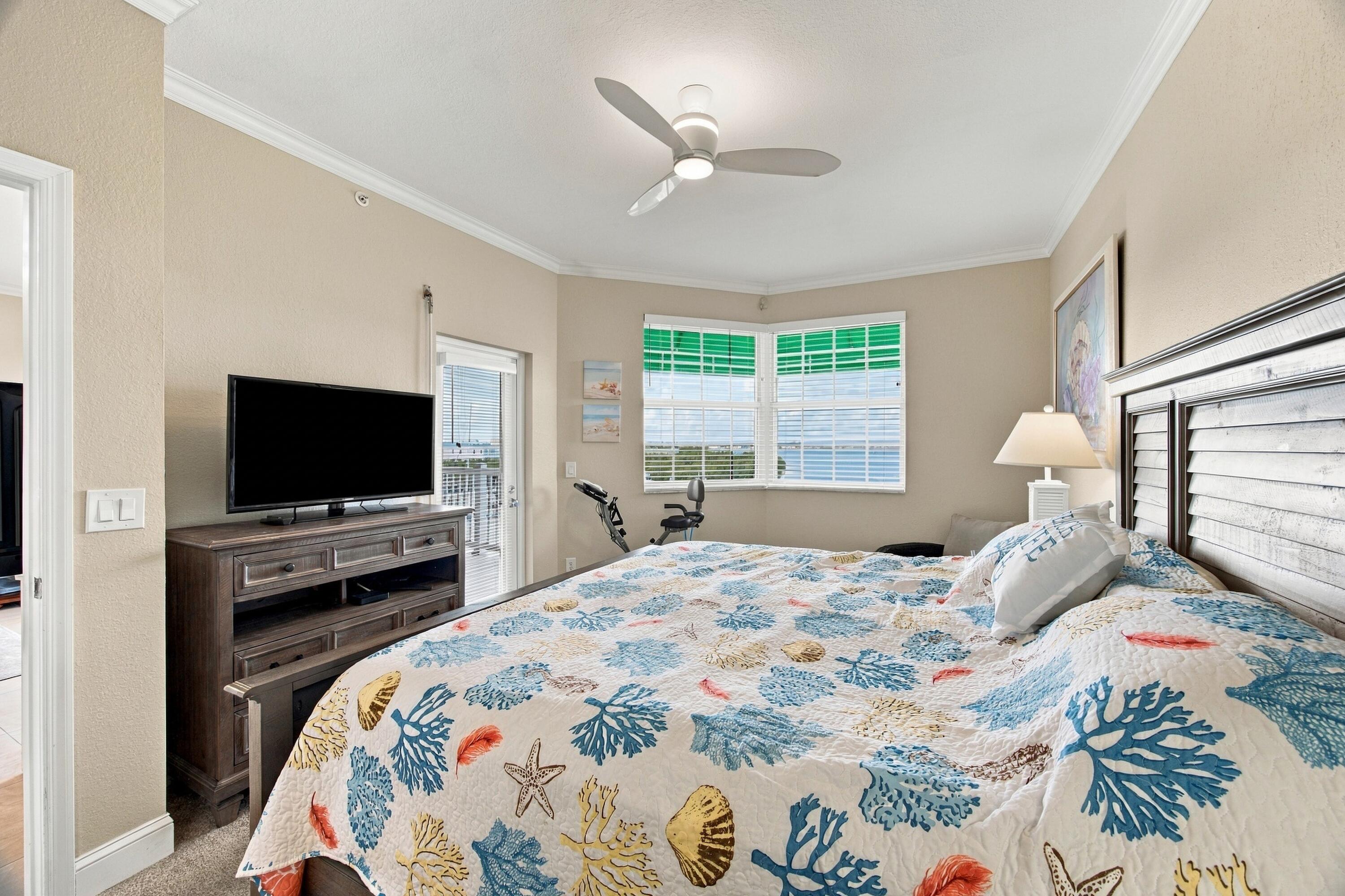 5607 College Road # B302 Property Photo 32