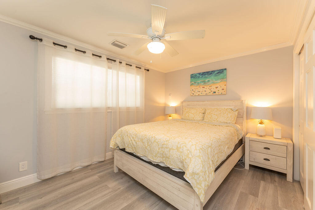 1809 Seidenberg Avenue Property Photo 11
