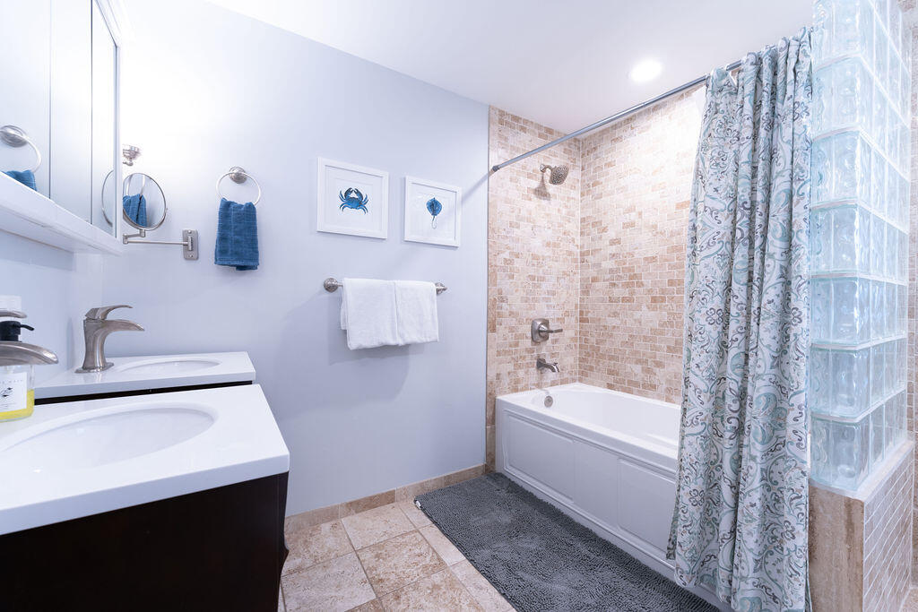 1809 Seidenberg Avenue Property Photo 18