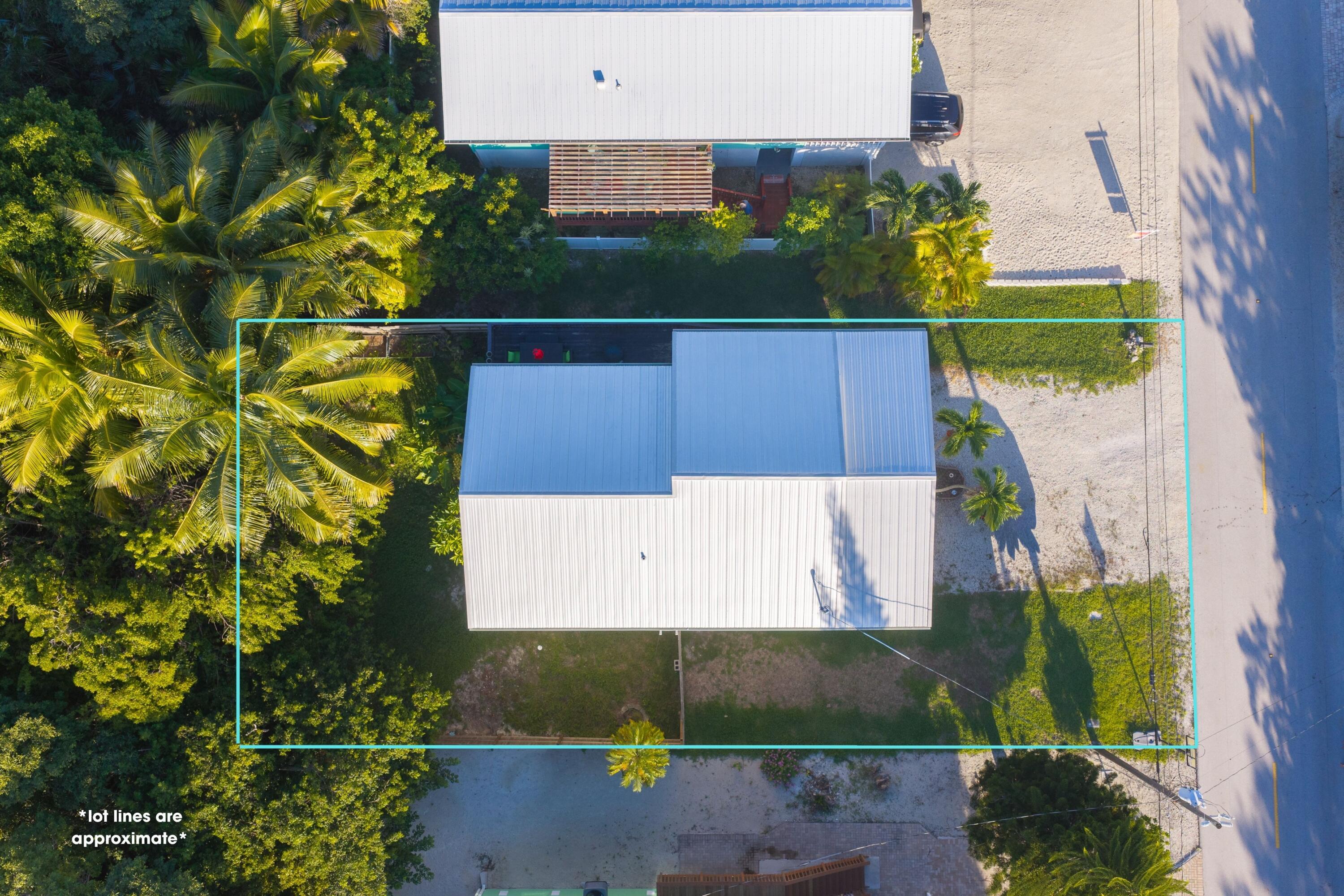 29283 Coconut Palm Drive Property Photo 48