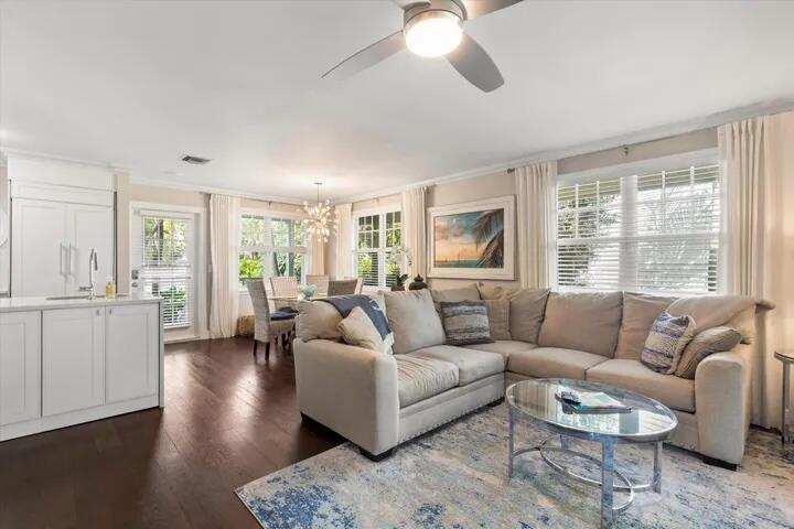8 Golf Club Drive Property Photo 5