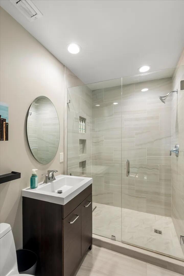 8 Golf Club Drive Property Photo 25