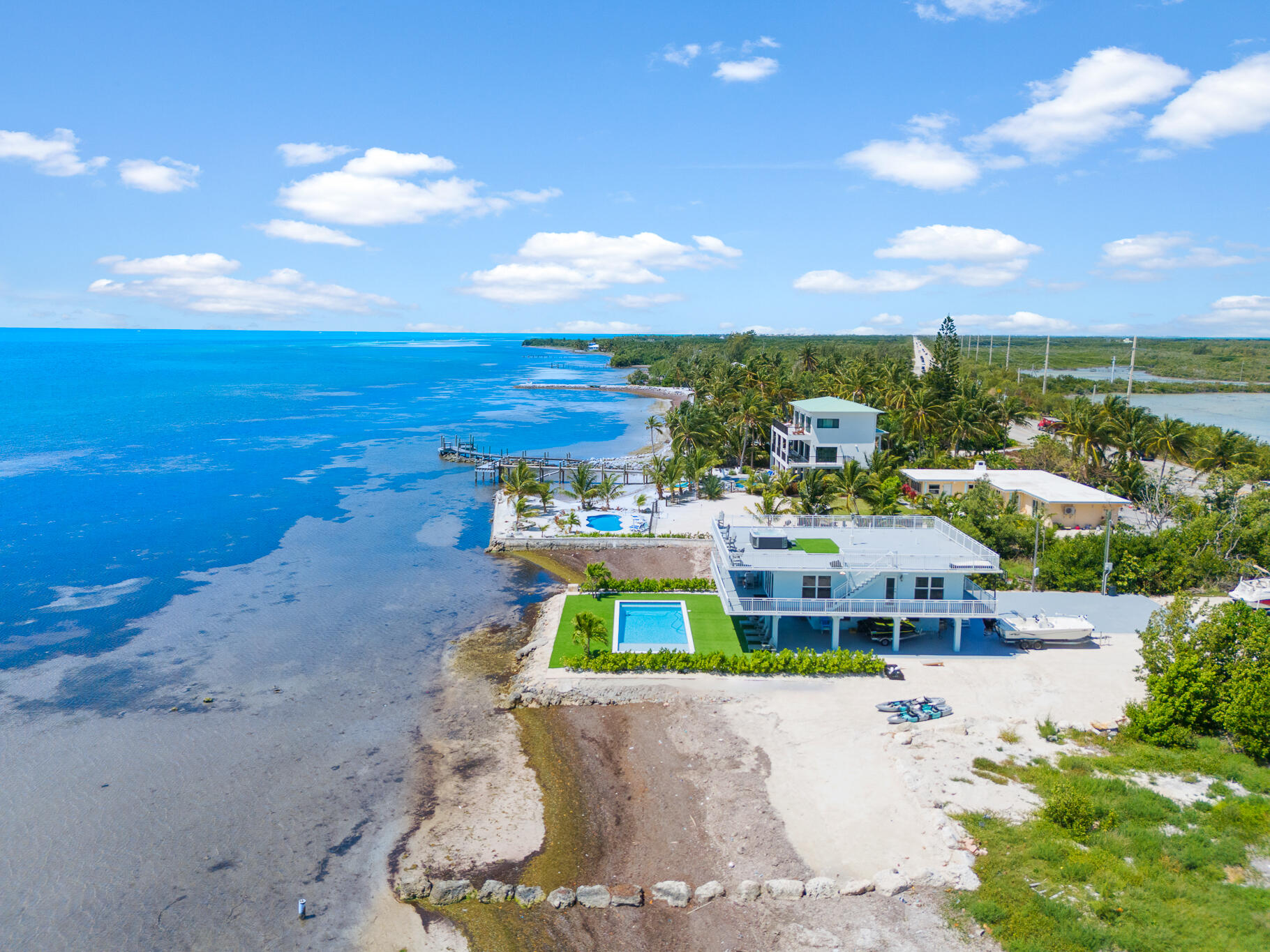 57652 Overseas Highway Property Photo 1