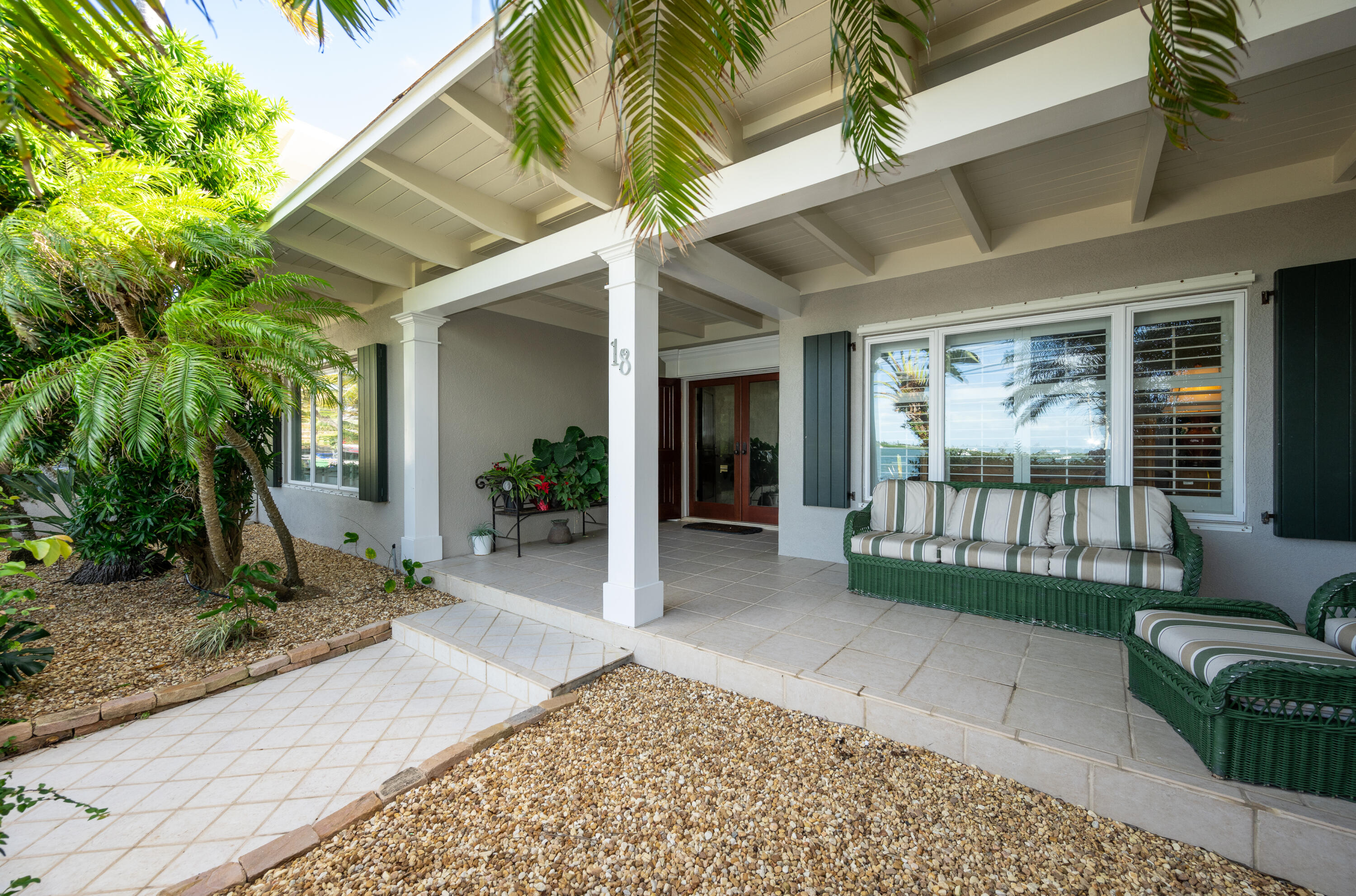 18 Hilton Haven Road Property Photo 6