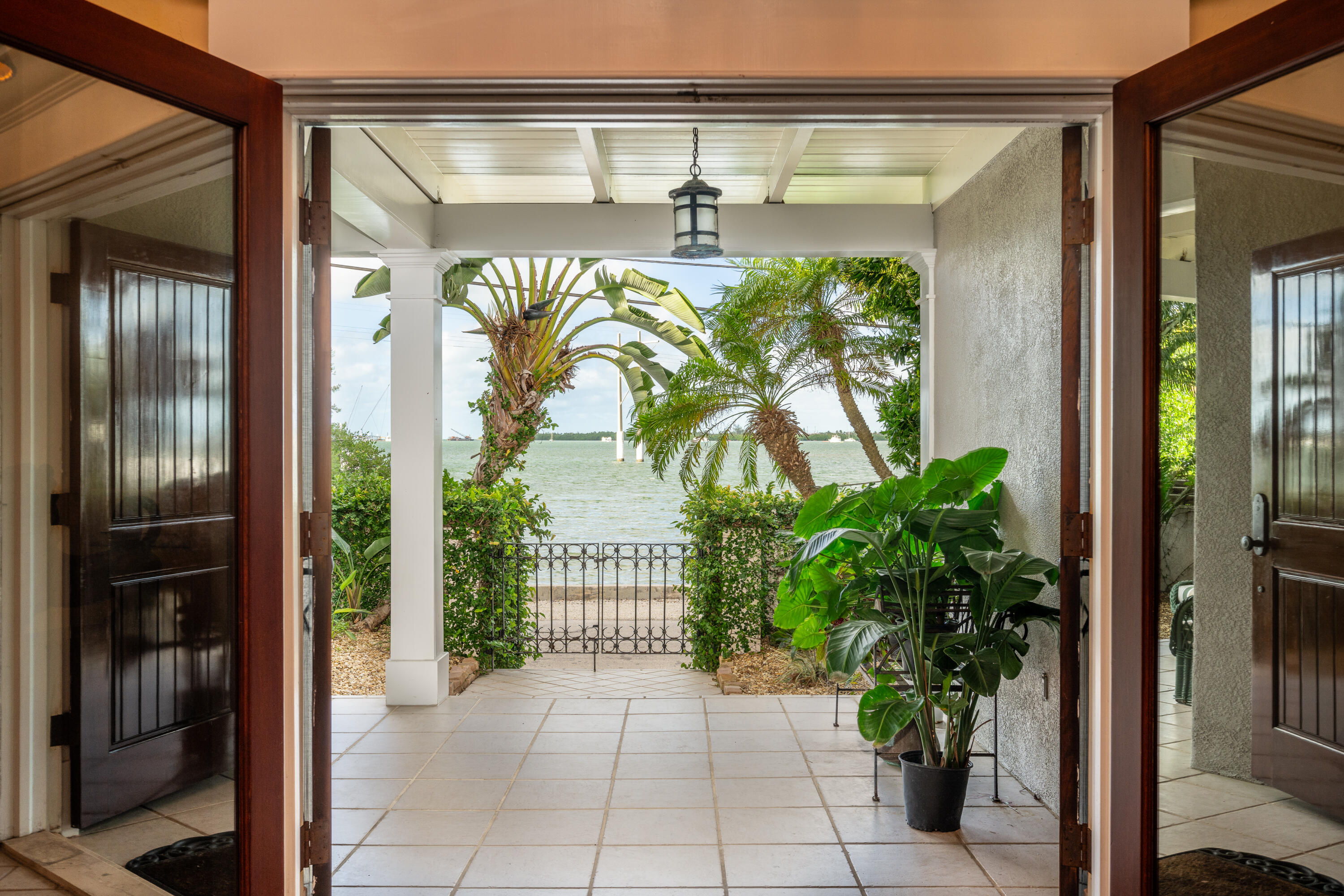 18 Hilton Haven Road Property Photo 8