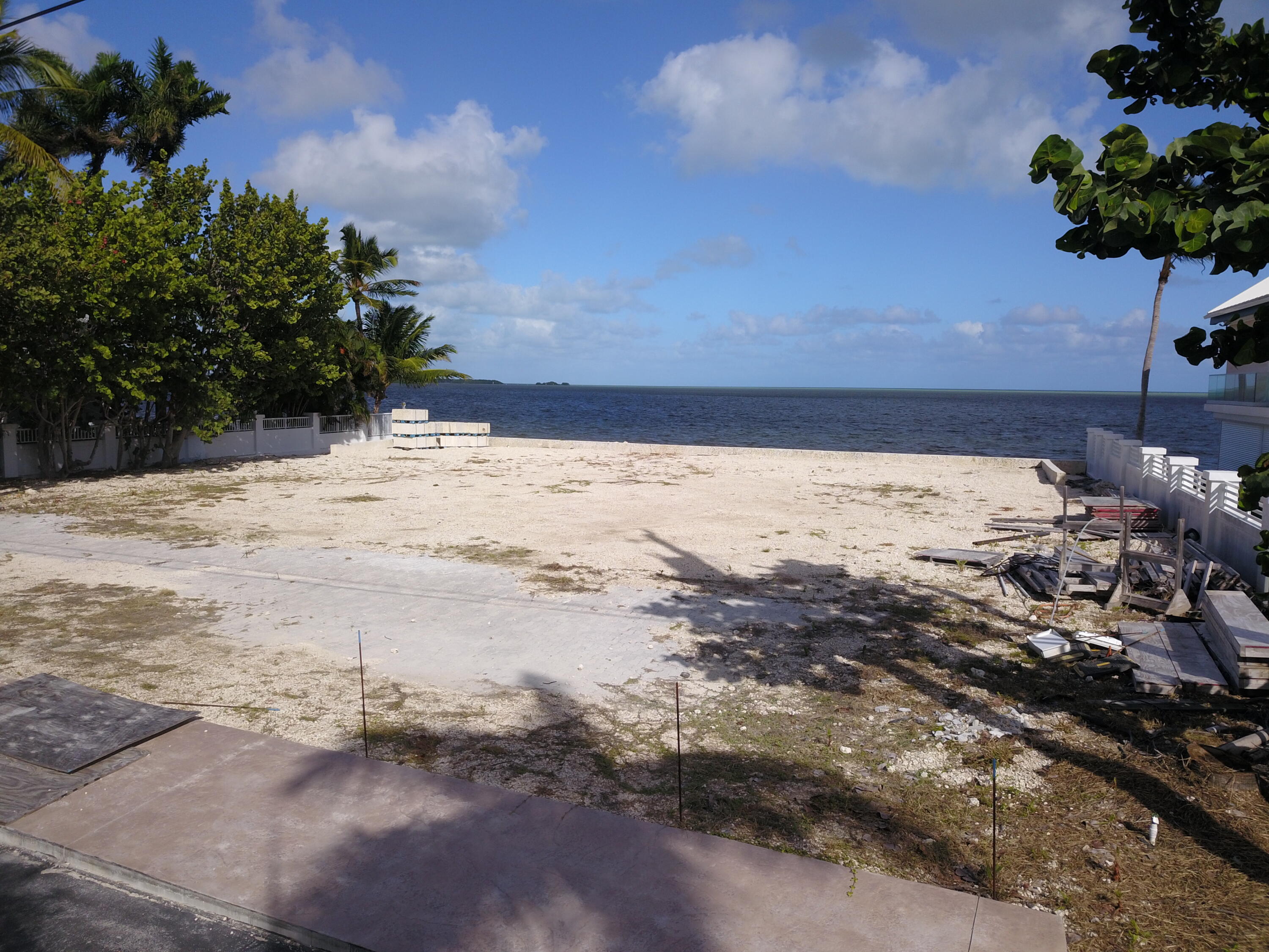 554 Ocean Cay Drive Property Photo 2