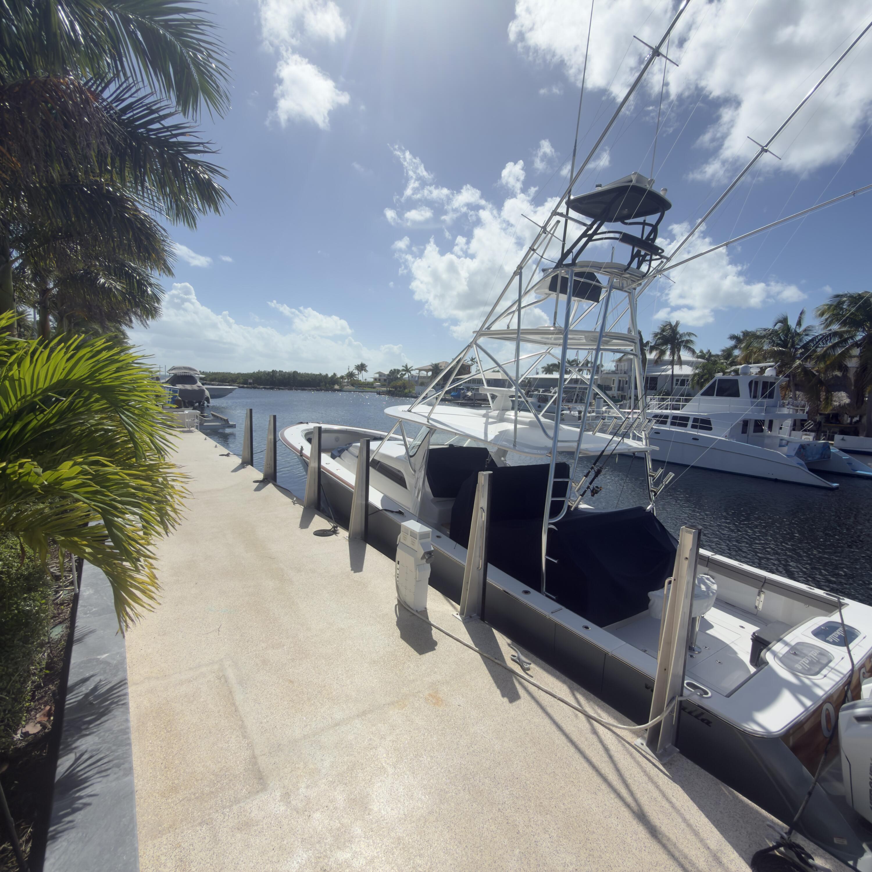 554 Ocean Cay Drive Property Photo 6