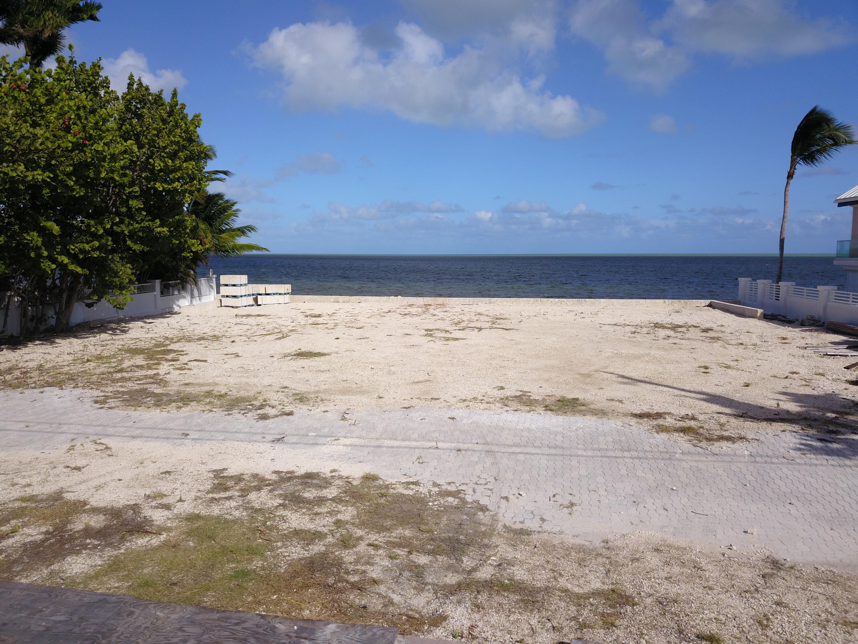 554 Ocean Cay Drive Property Photo 8