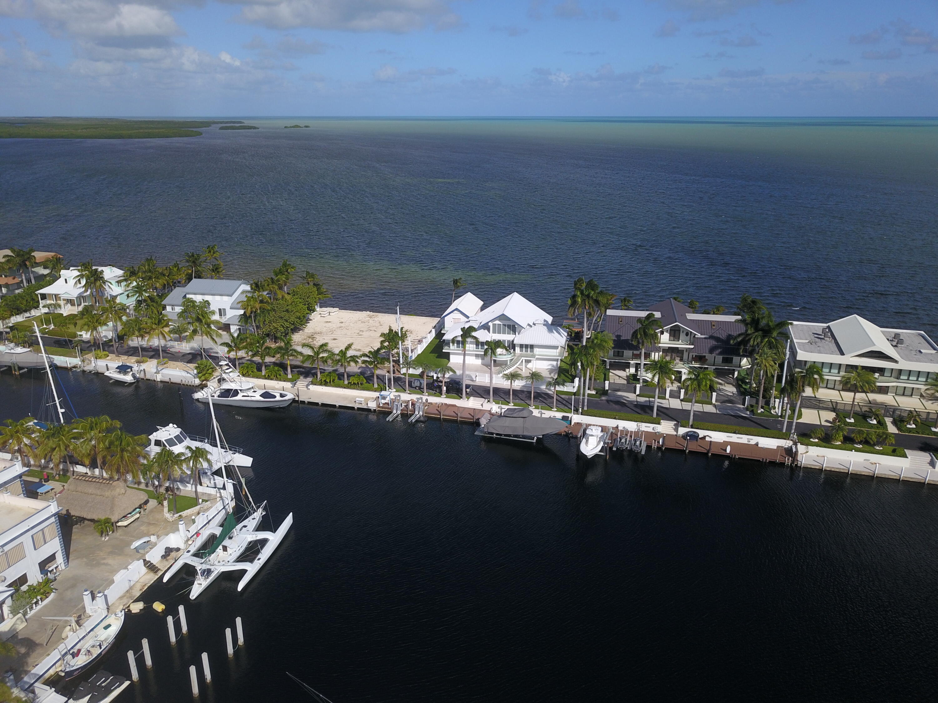 554 Ocean Cay Drive Property Photo 16