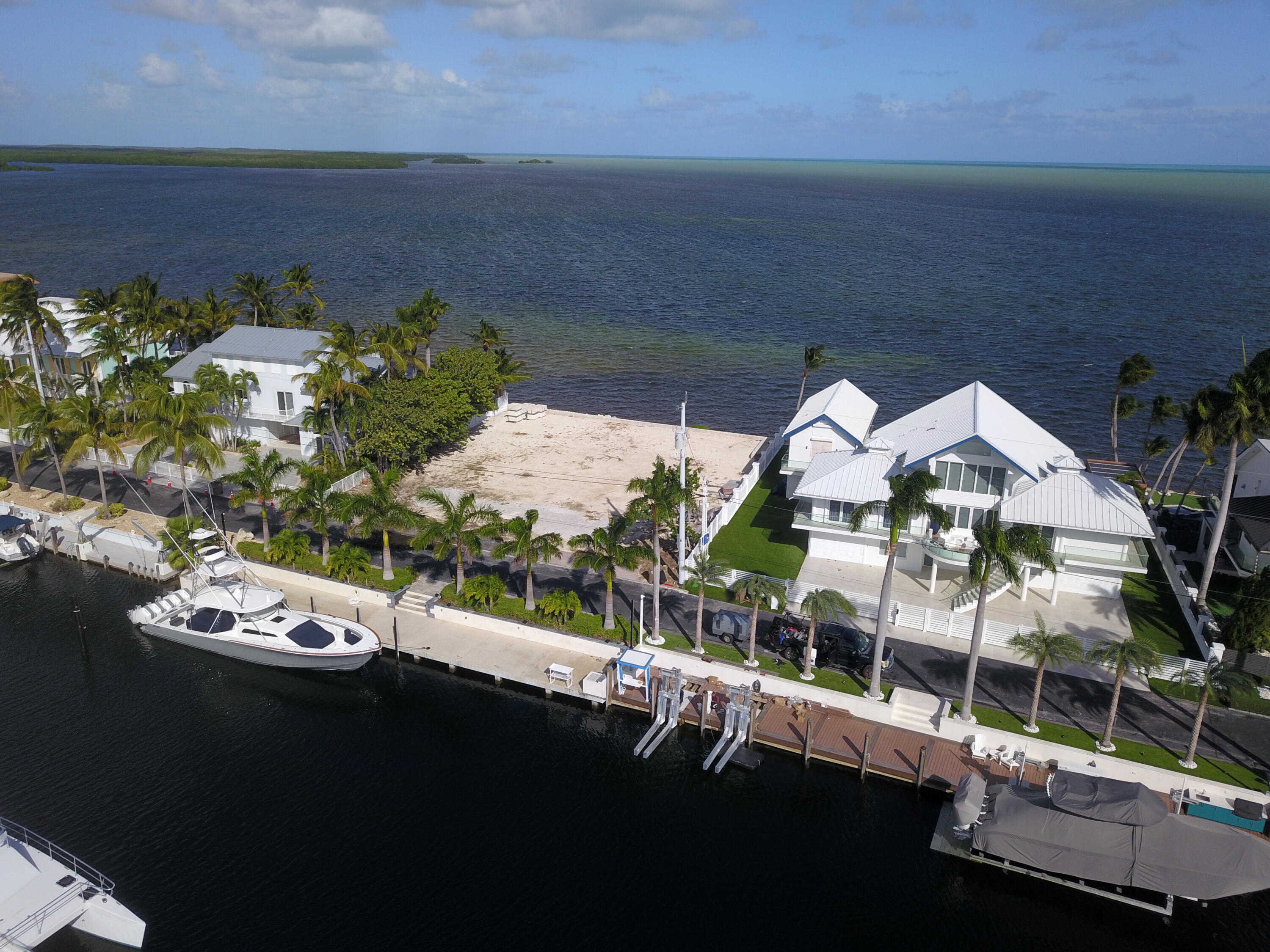 554 Ocean Cay Drive Property Photo 17